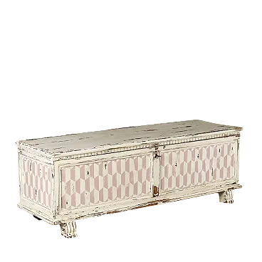 Cassapanca in noce laccato e ferro battuto, '700