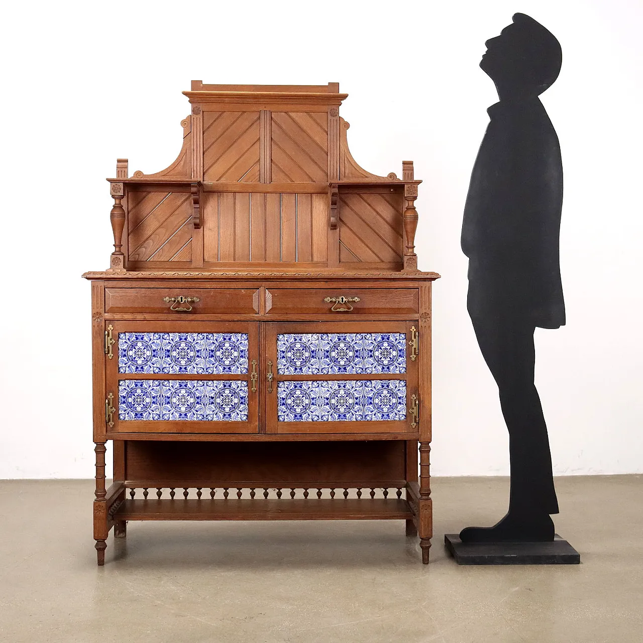 Liberty oak sideboard, 20th century 2