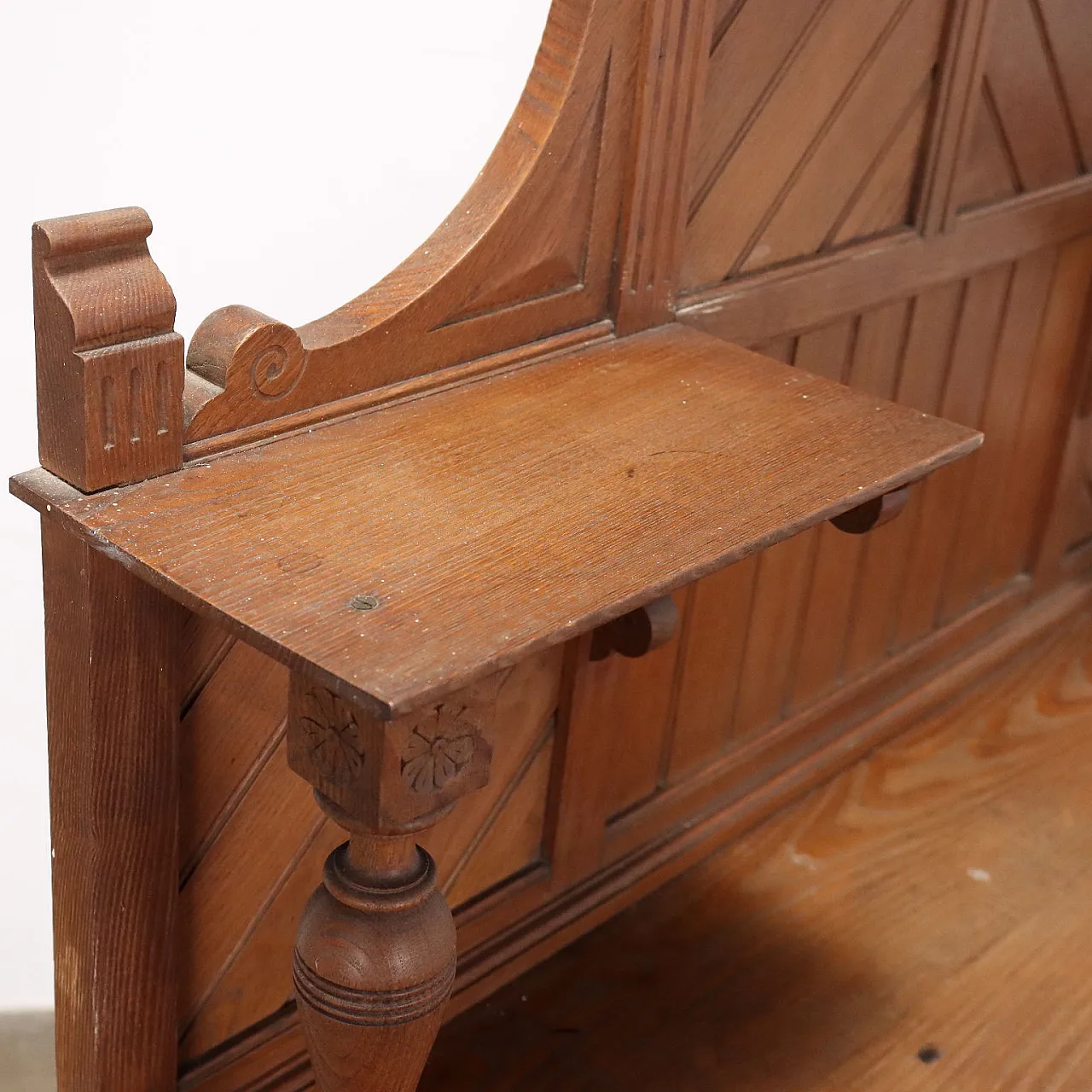 Liberty oak sideboard, 20th century 6