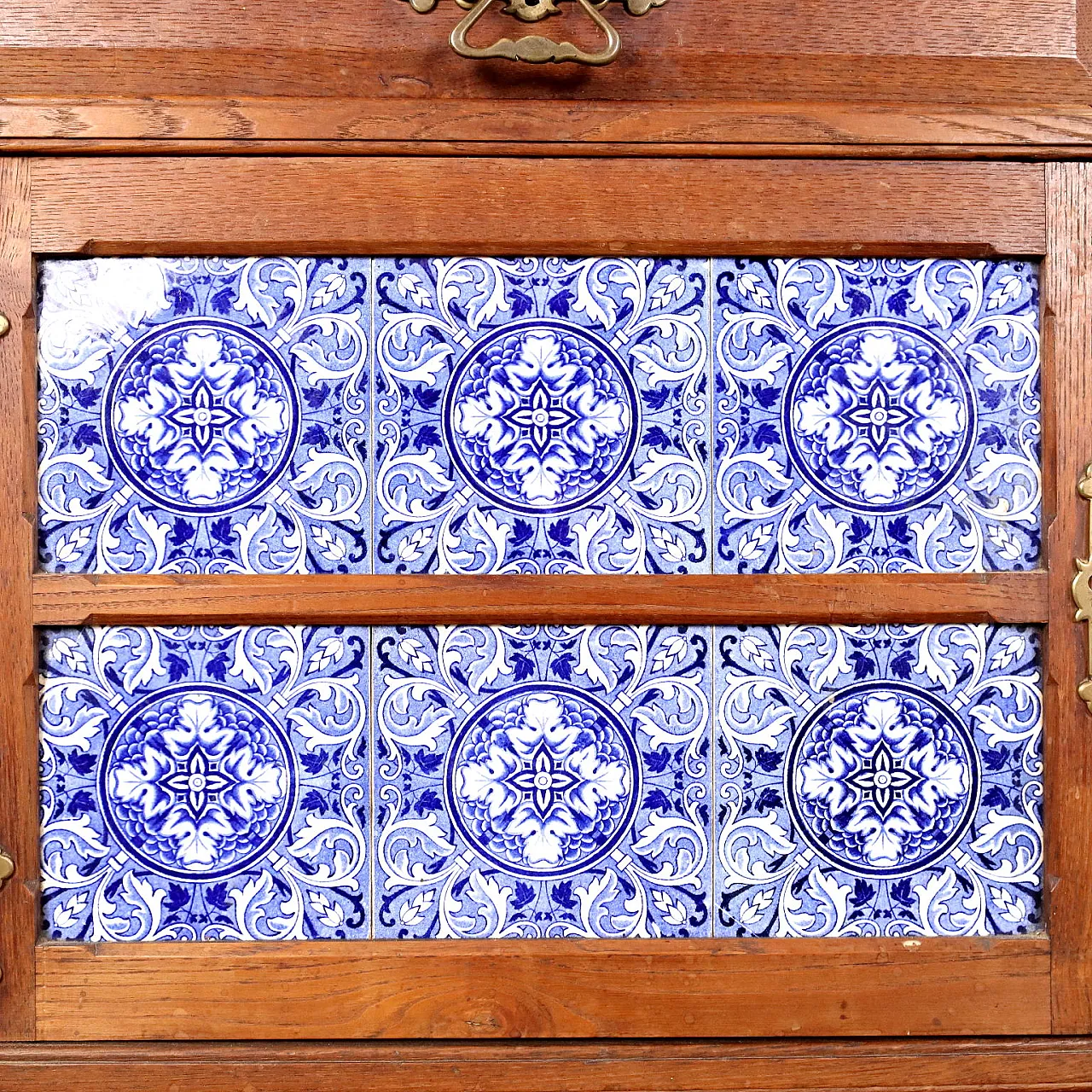 Liberty oak sideboard, 20th century 8