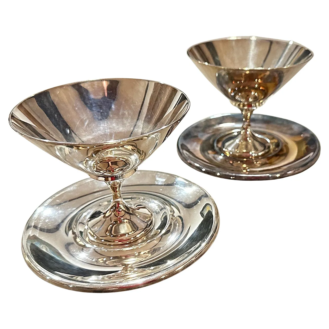 Coppia di coppe placcate in argento di Lino Sabattini, anni '80 1