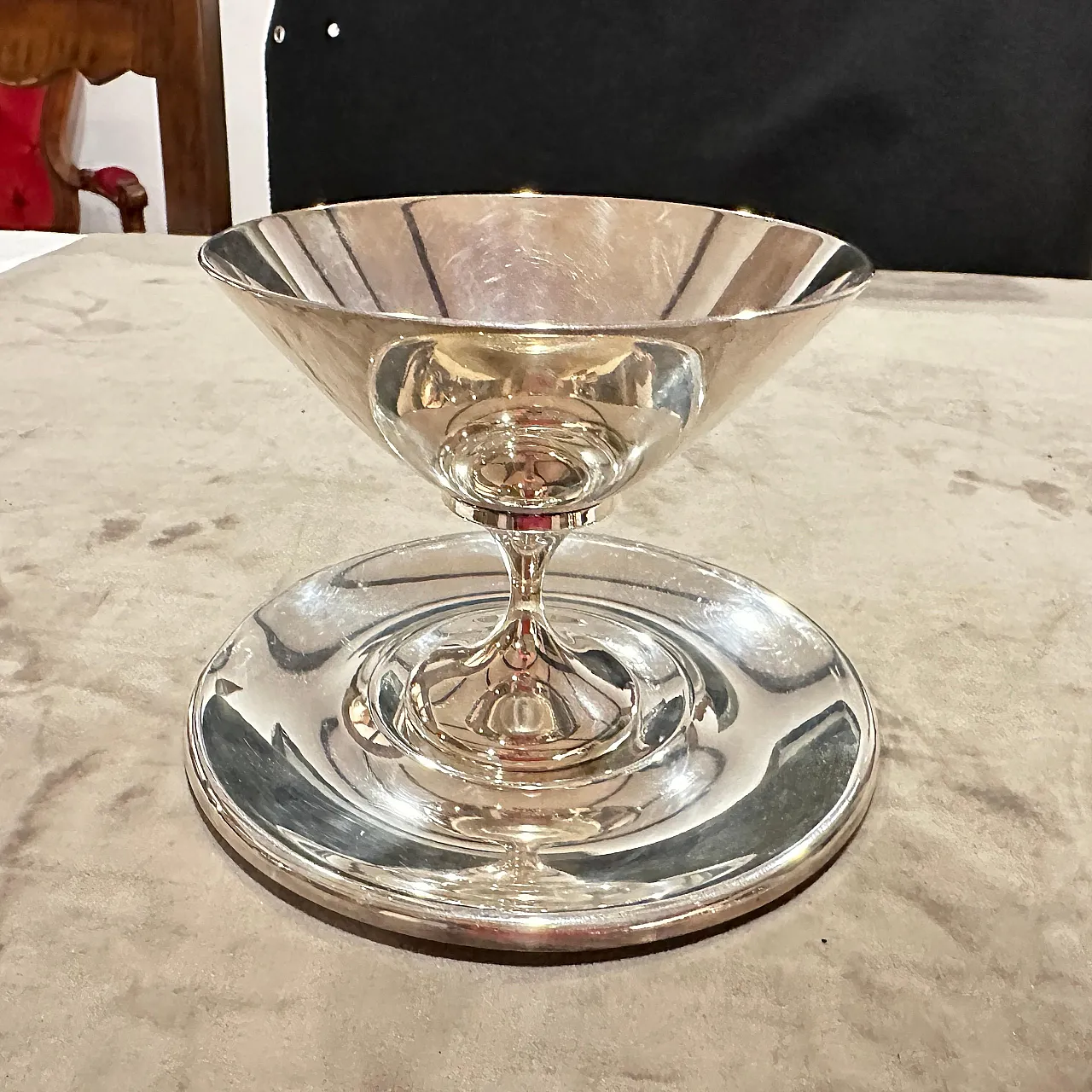 Coppia di coppe placcate in argento di Lino Sabattini, anni '80 3