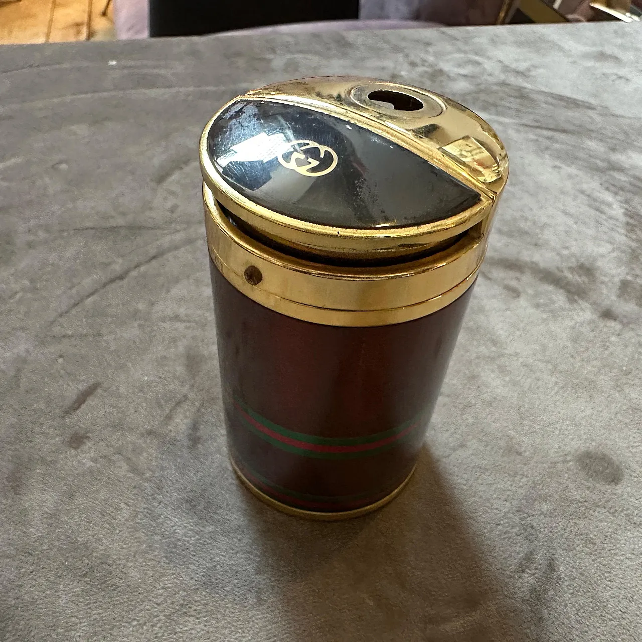 Modern brass and lacquer table lighter by Gucci, 1980s 3