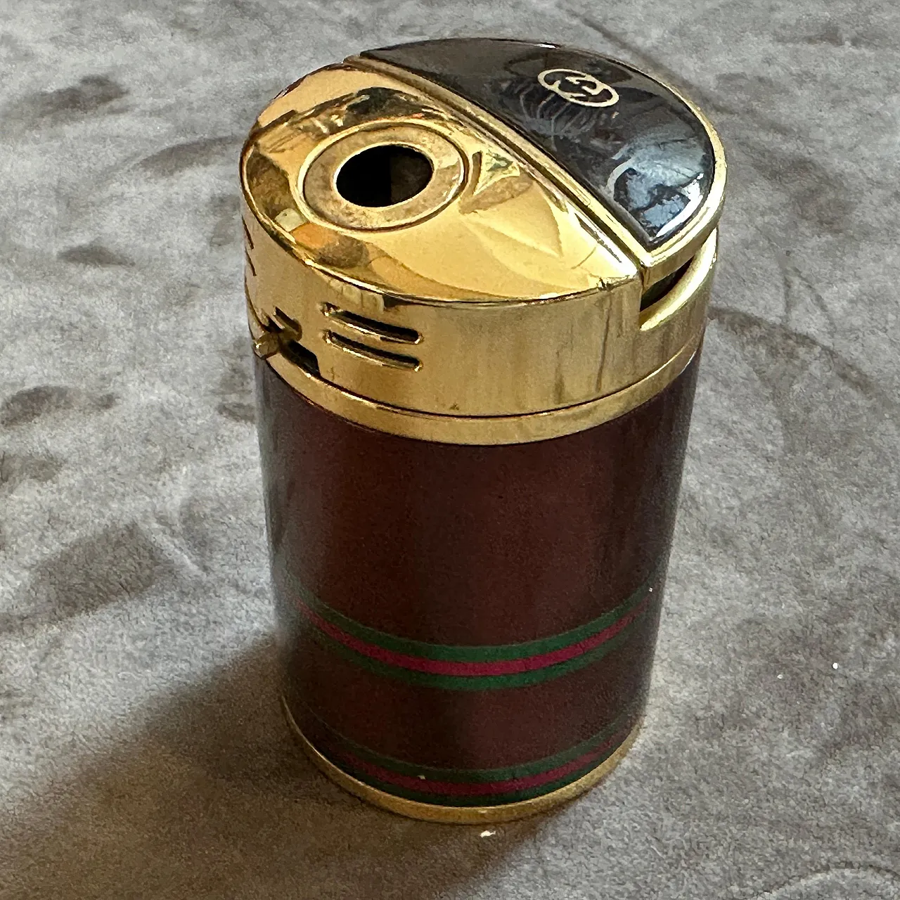 Modern brass and lacquer table lighter by Gucci, 1980s 5
