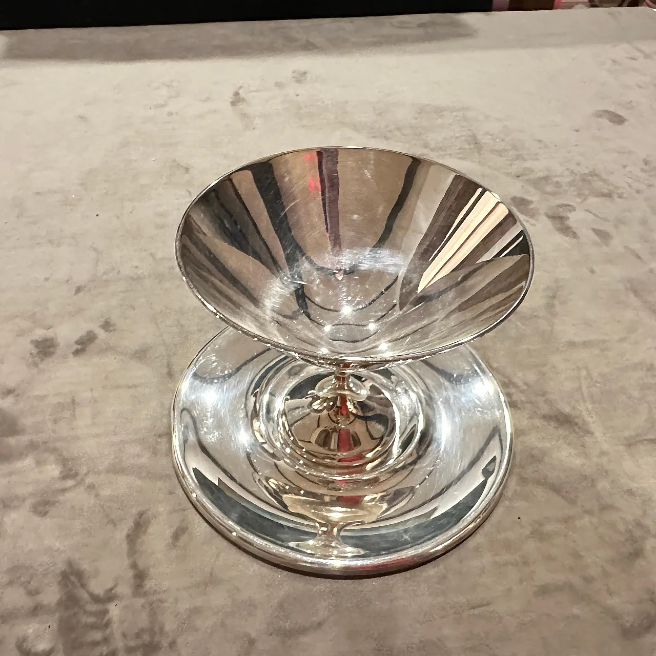 Coppia di coppe placcate in argento di Lino Sabattini, anni '80 7