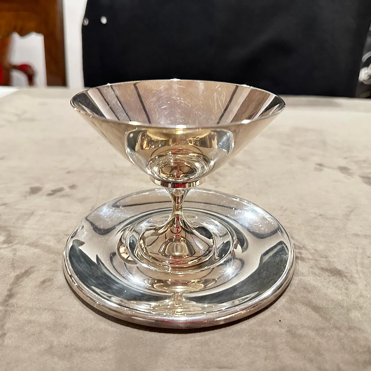 Coppia di coppe placcate in argento di Lino Sabattini, anni '80 13