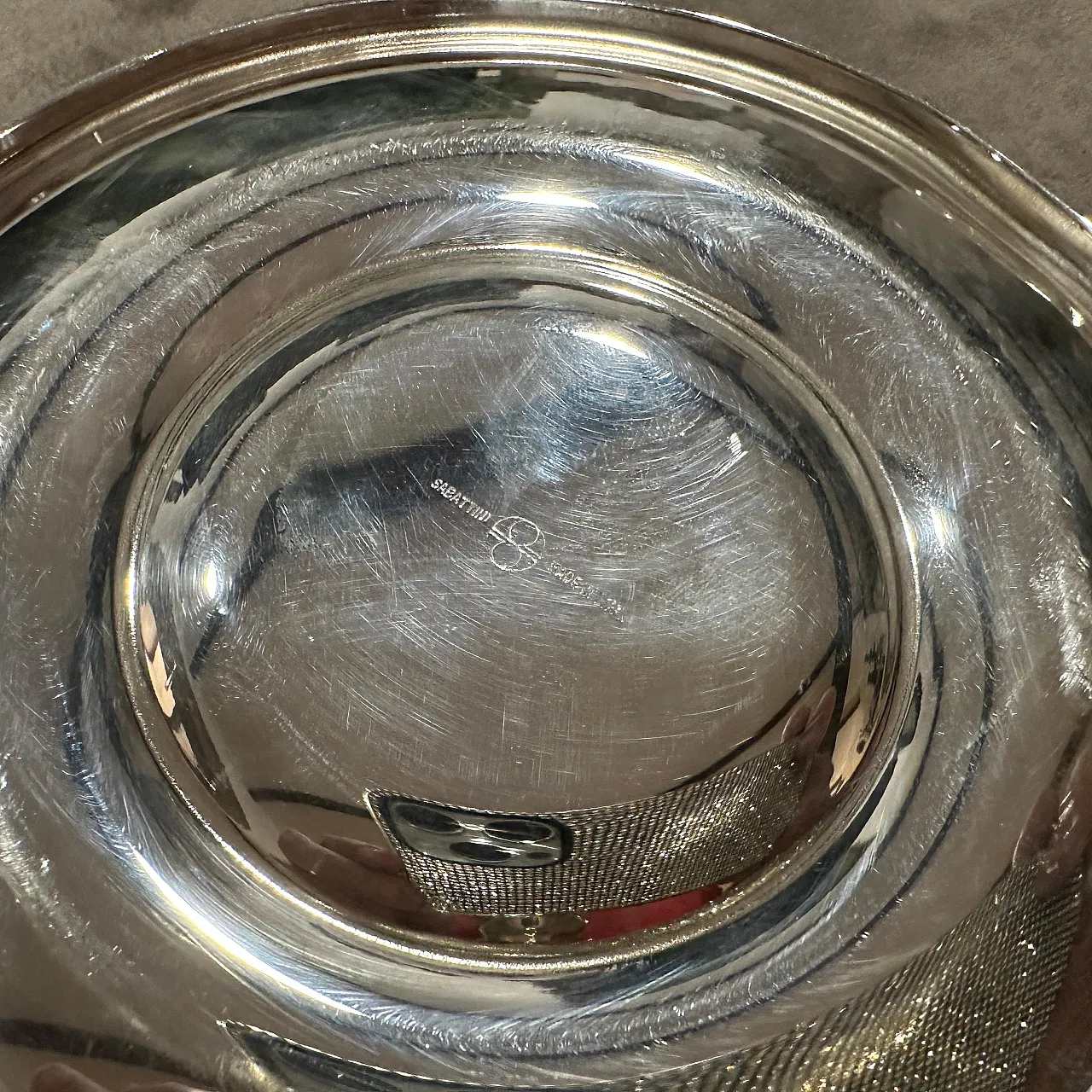 Coppia di coppe placcate in argento di Lino Sabattini, anni '80 15