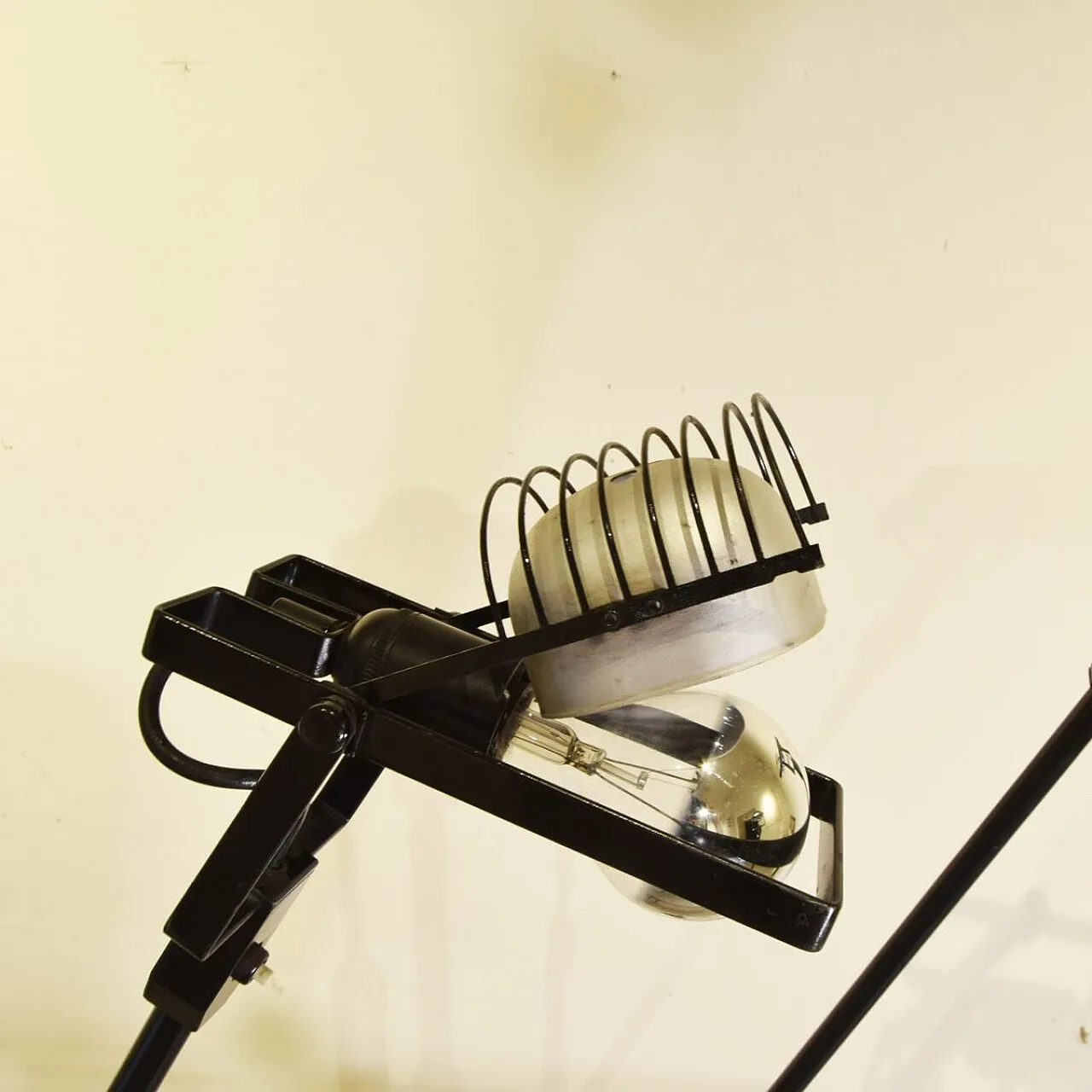 3 Lampade Sintesi di Ernesto Gismondi per Artemide, anni '70 10