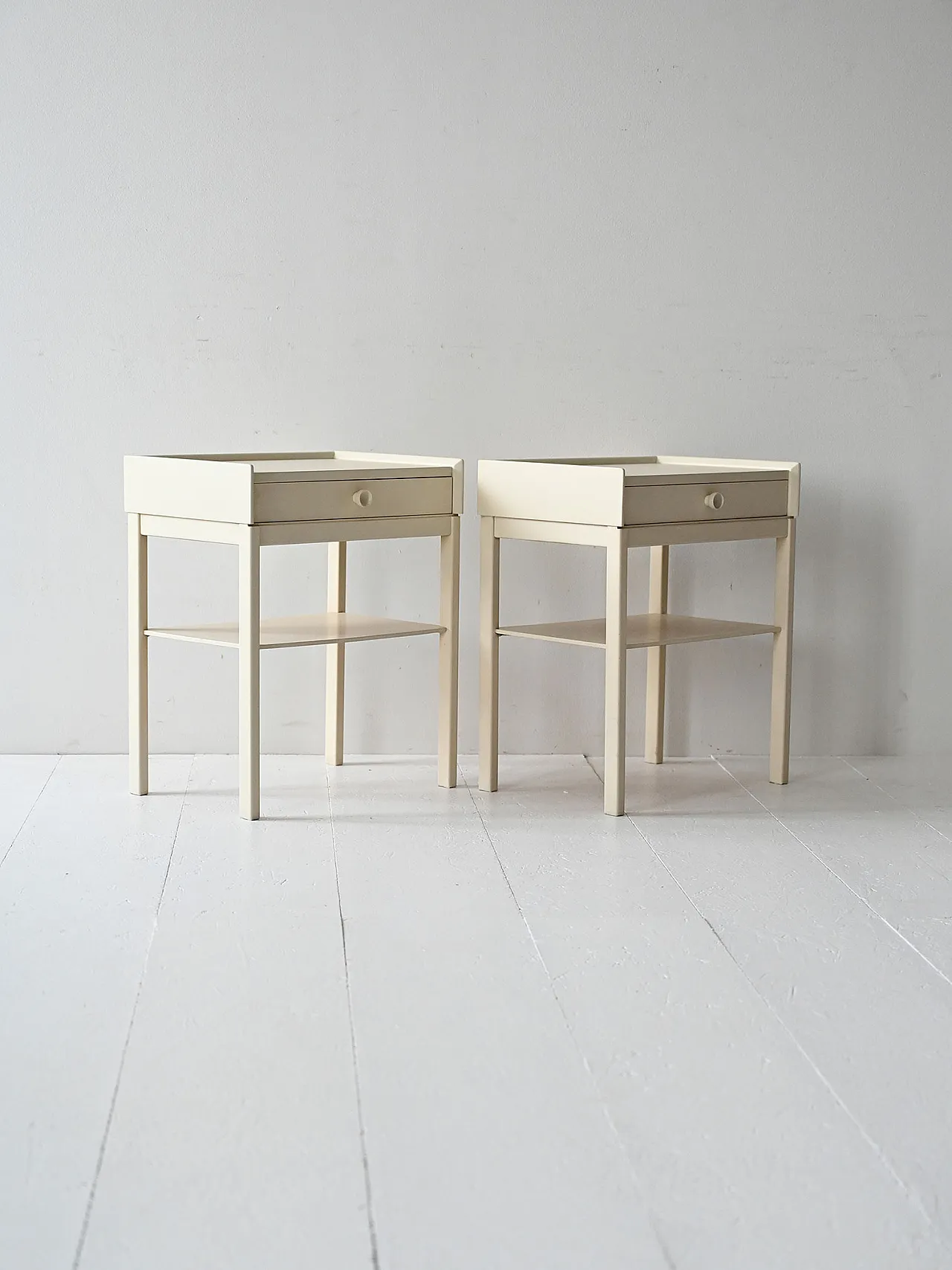 Scandinavian bedside tables white lacquers, 60s 4