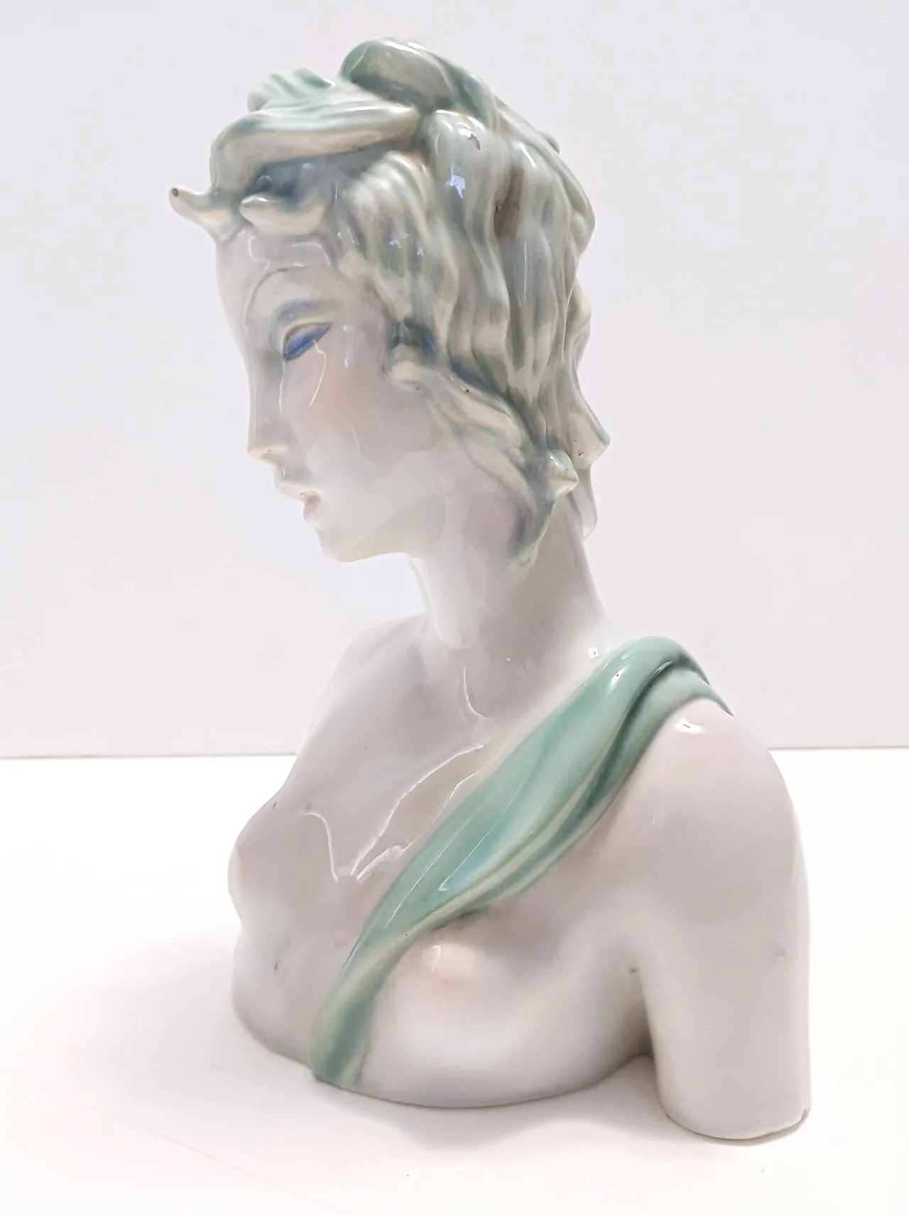 Painted and polished ceramic female bust by Clelia Bertetti, 1920s 8
