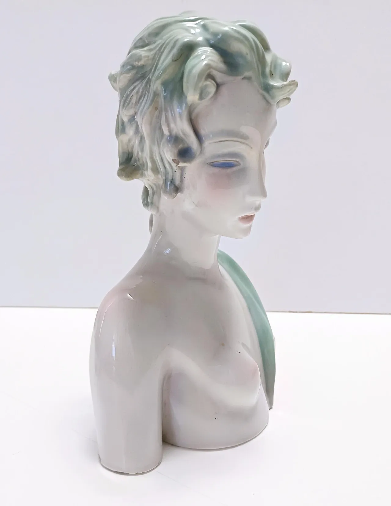 Painted and polished ceramic female bust by Clelia Bertetti, 1920s 9