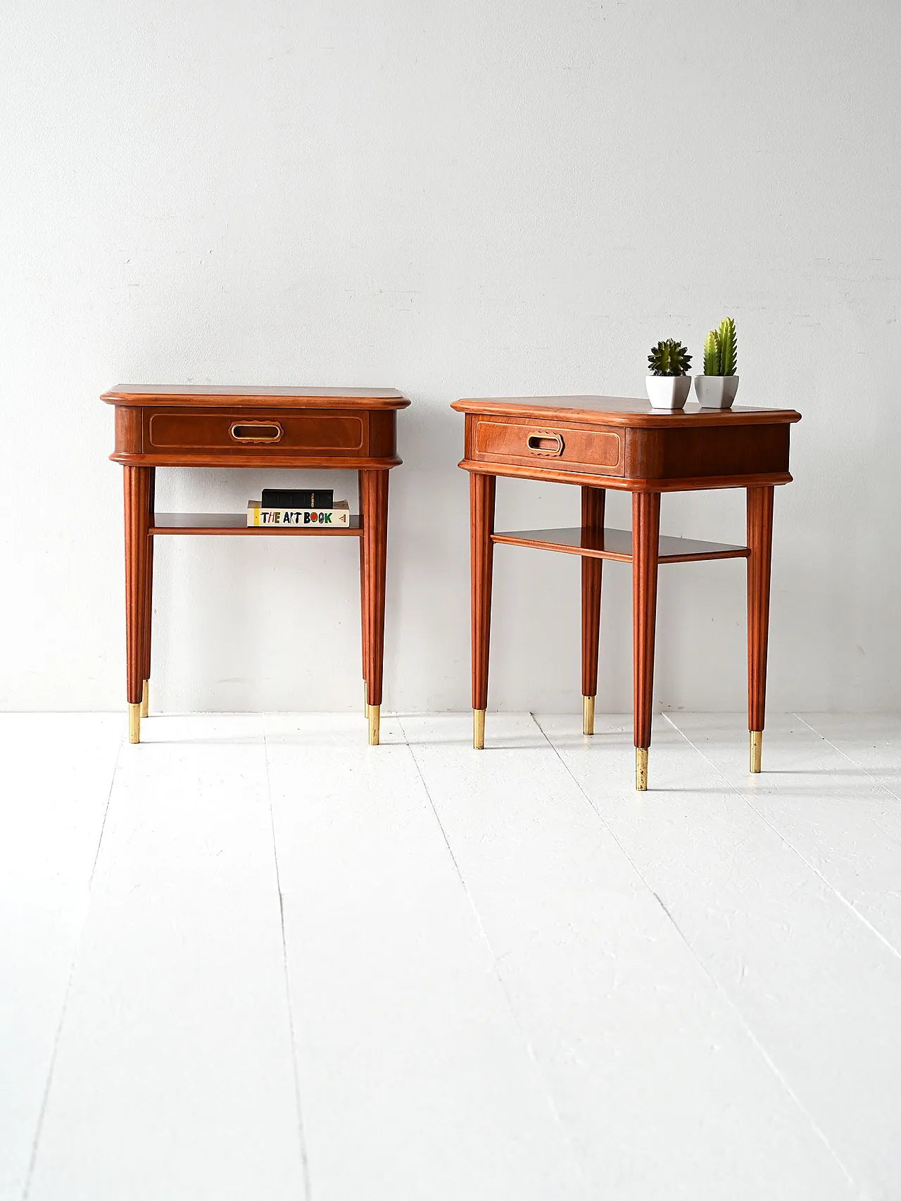 Coppia comodini scandinavi in mogano, anni '40 1