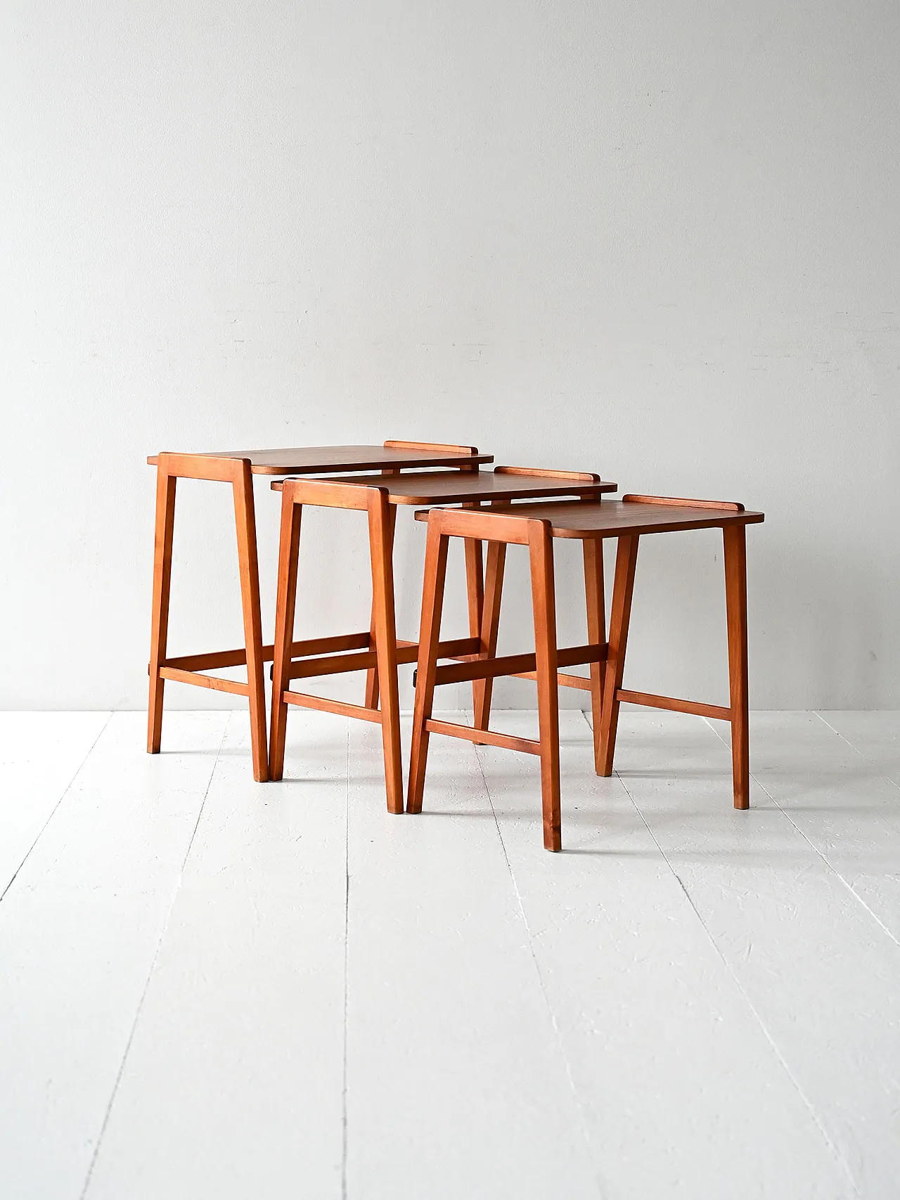 Trio tavolini scandinavi incastro anni ’60 3