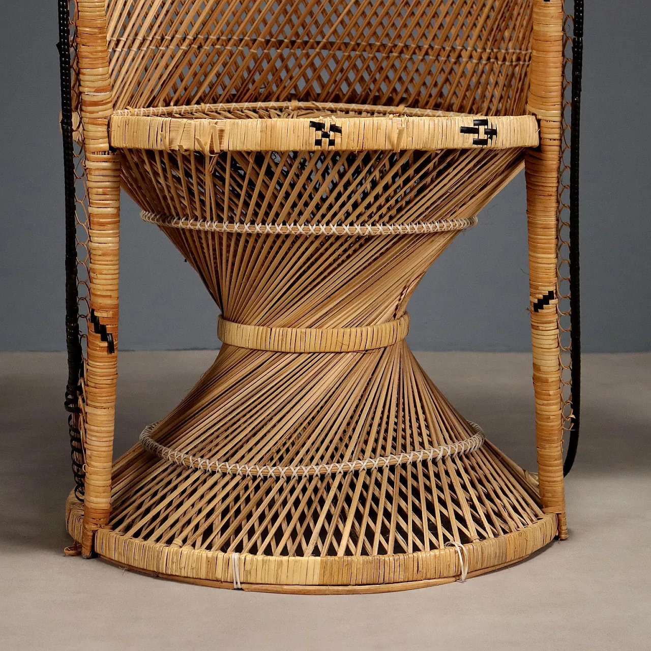 Peacock armchair in woven and rattan, 20th century 8