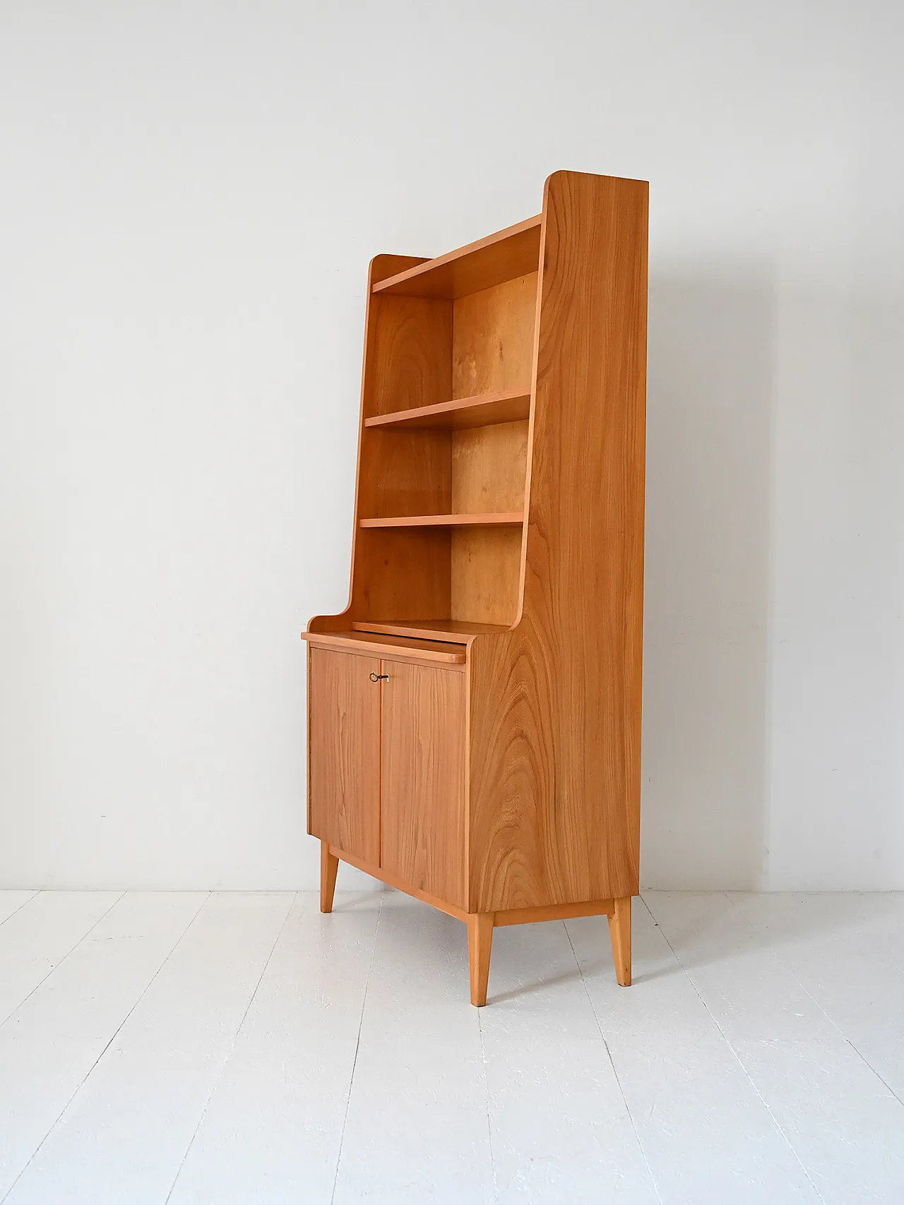 Libreria scandinava vintage in olmo chiaro 5