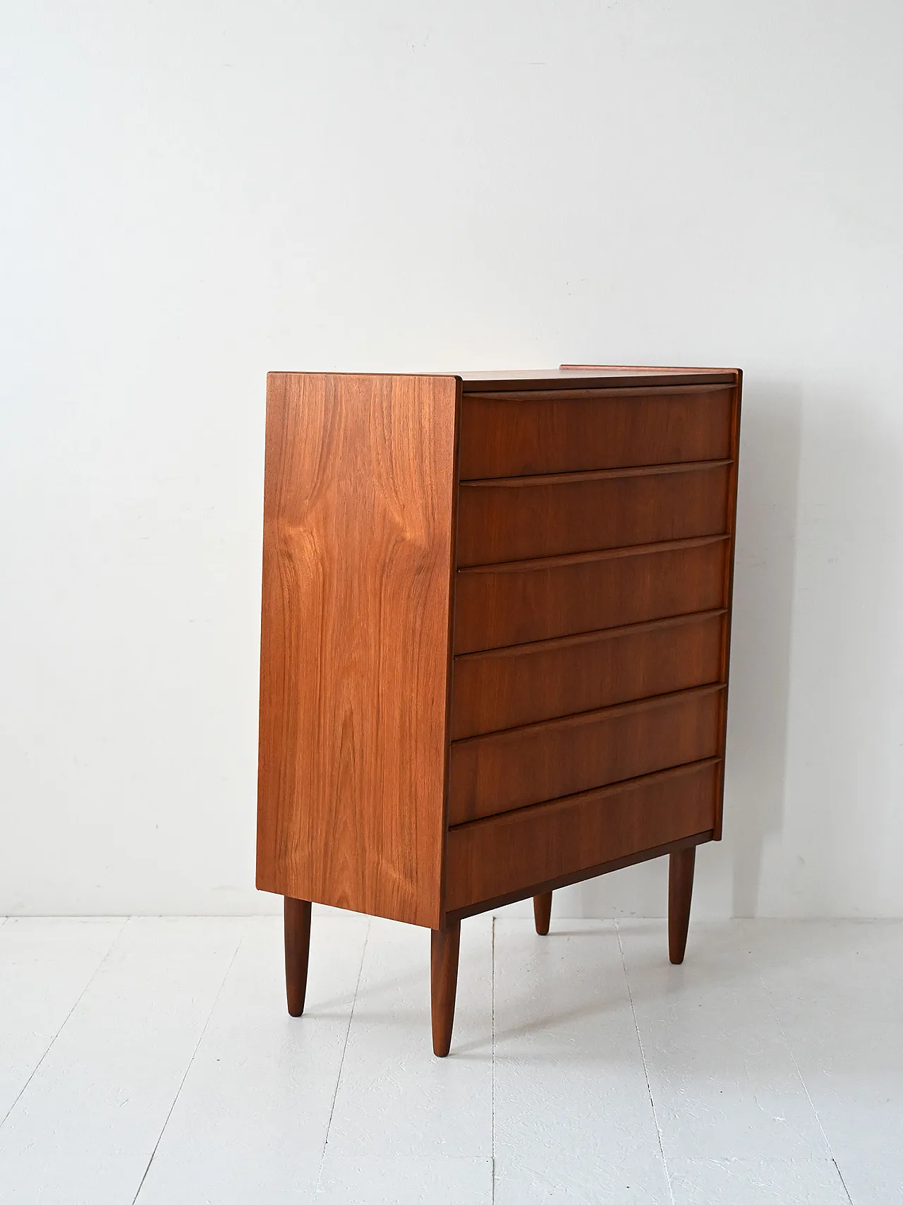 Vintage Scandinavian chest of drawers with overhang handles 3
