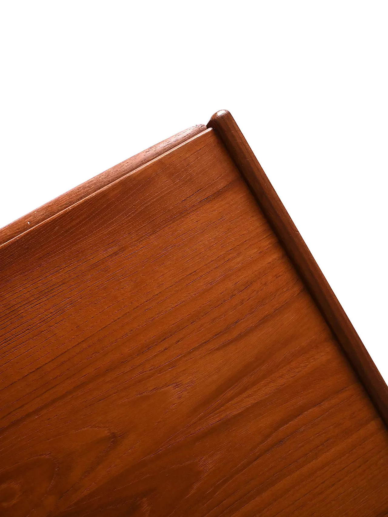 Vintage Scandinavian chest of drawers with overhang handles 5