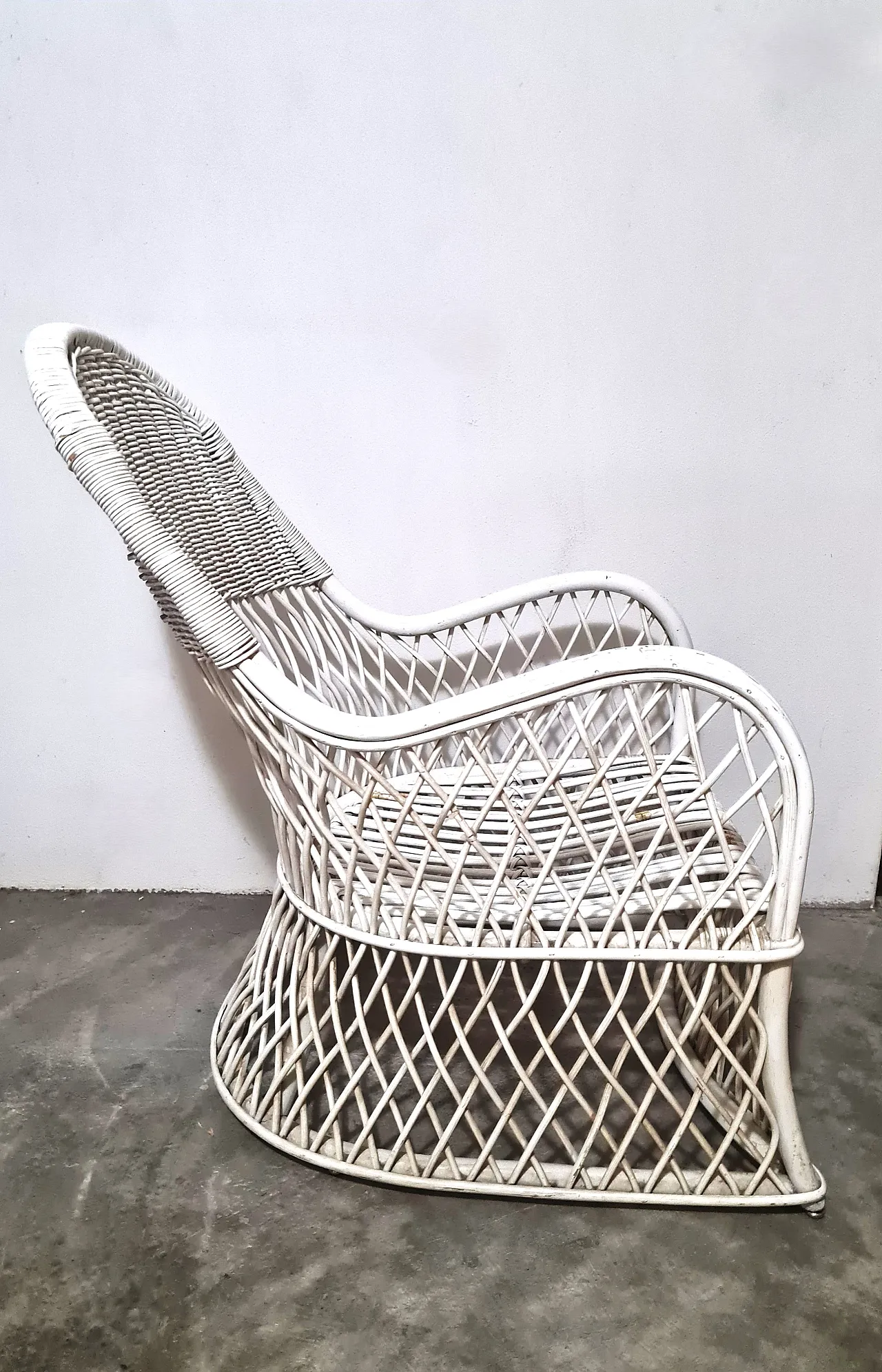 Poltrona in rattan bianca con cuscino, anni '70 4