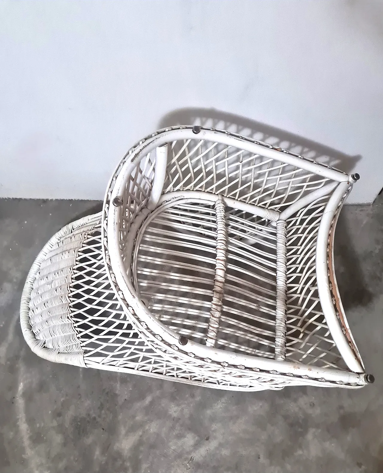 Poltrona in rattan bianca con cuscino, anni '70 8