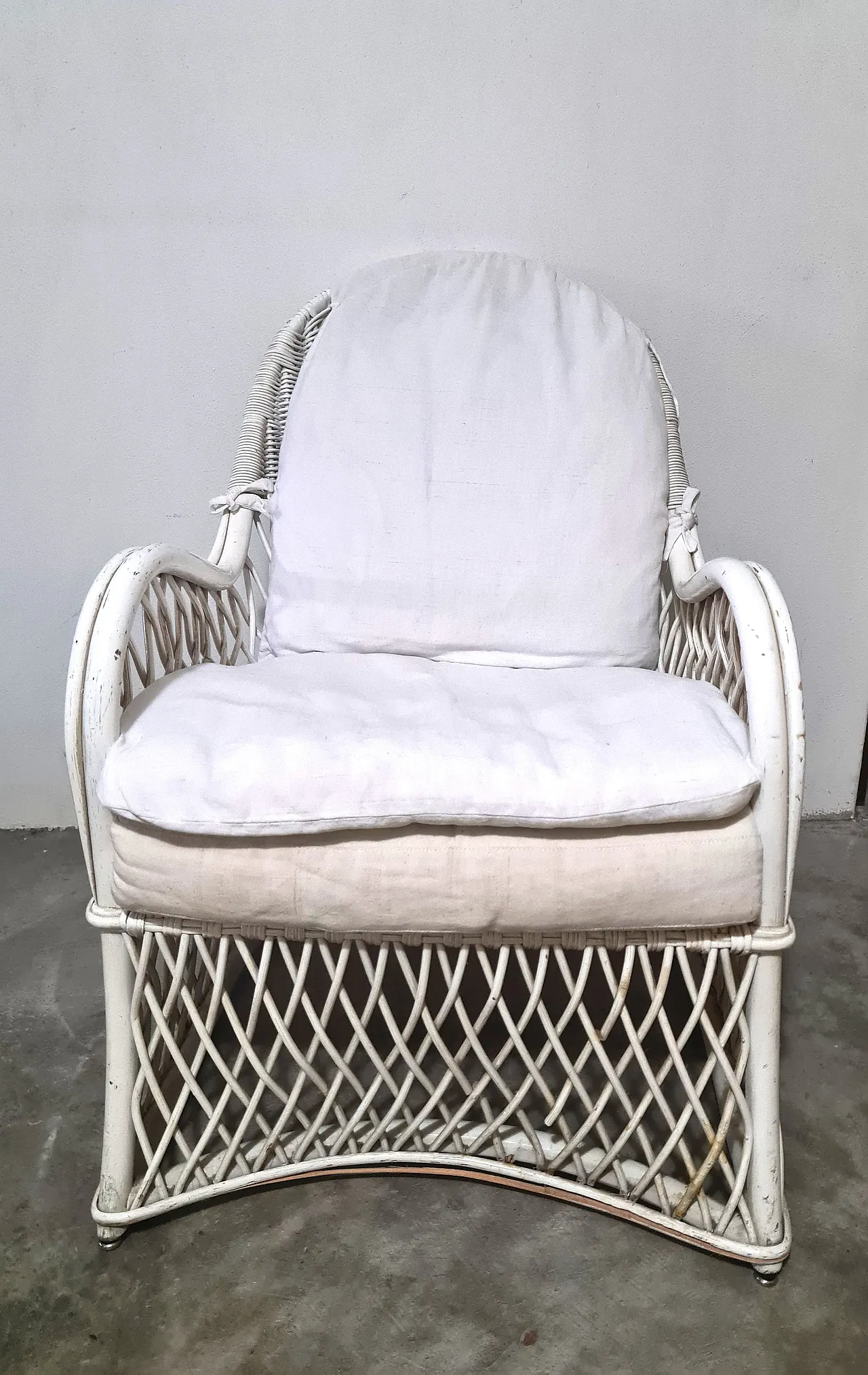 Poltrona in rattan bianca con cuscino, anni '70 11