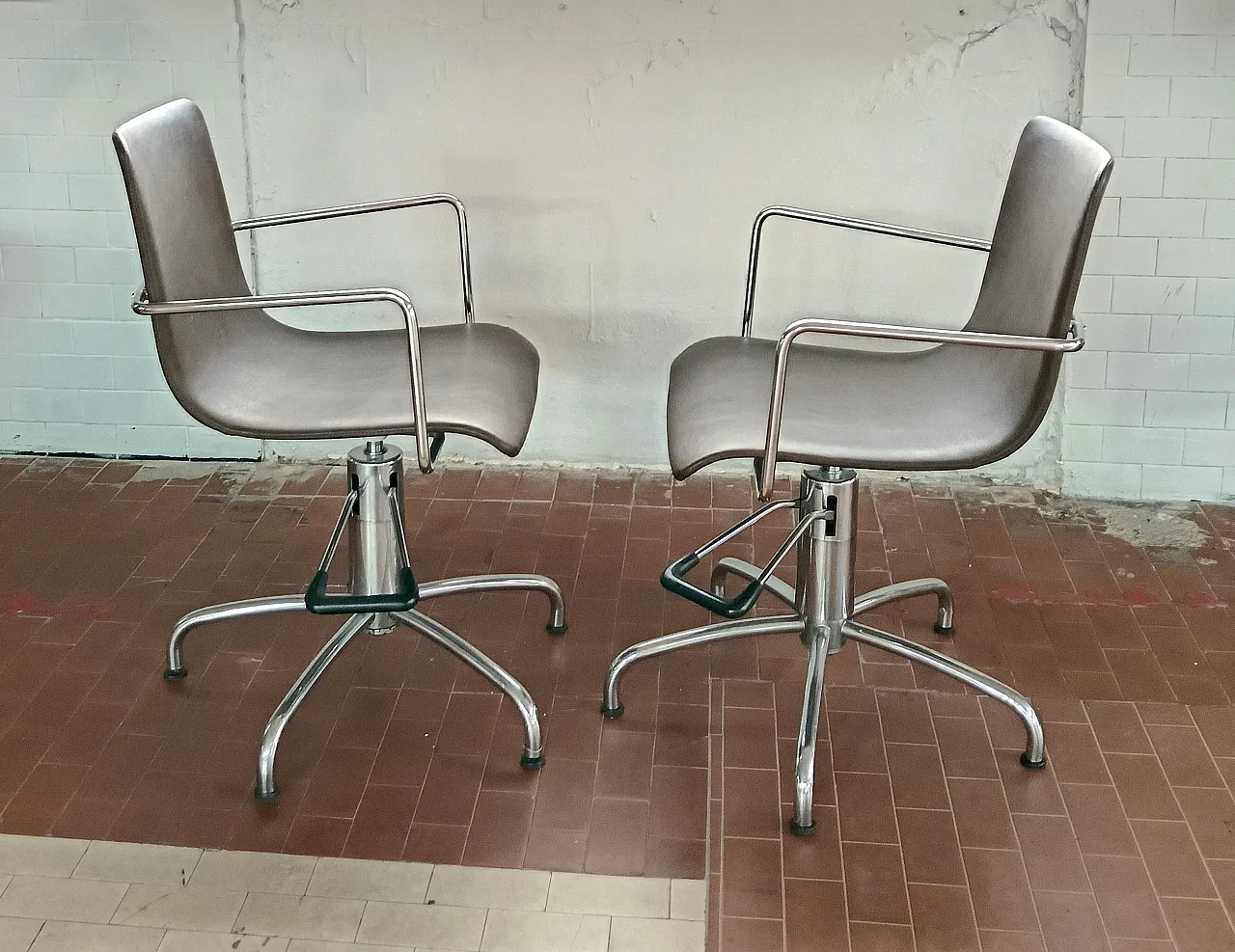 Poltrone da parrucchiere, anni '90 3