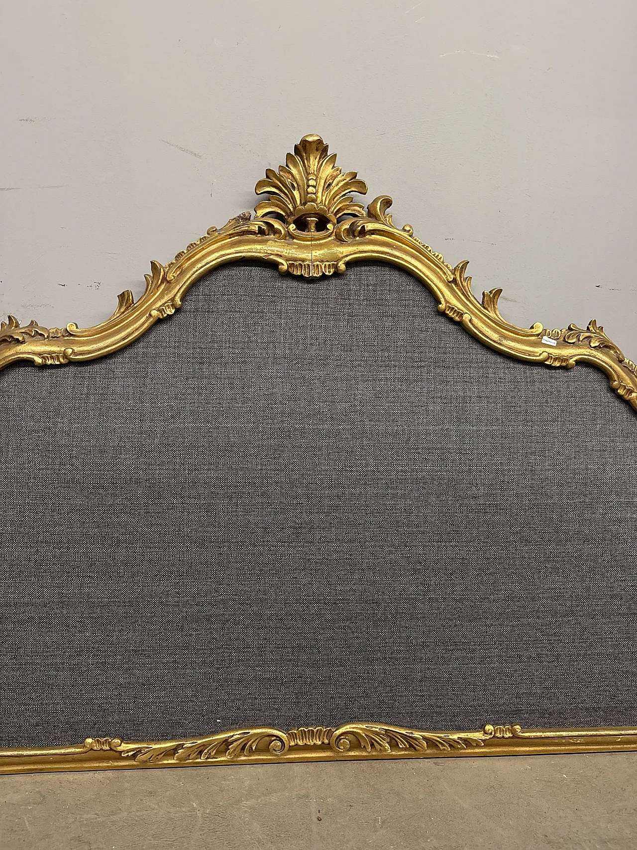 Golden headboard gold leaf carved, first half of 20th century 5