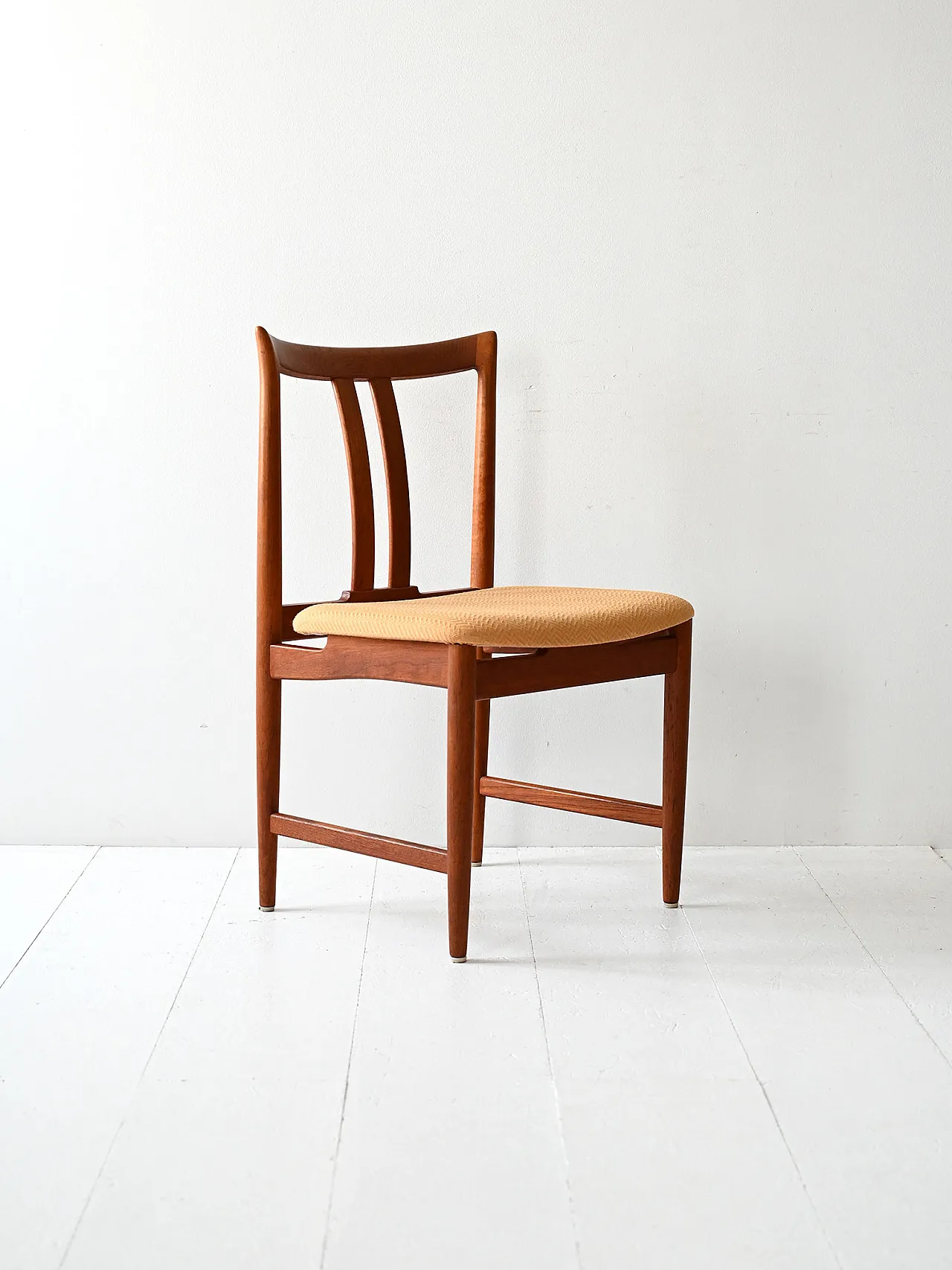 Set 6 Scandinavian Teak chairs with yellow seat 5