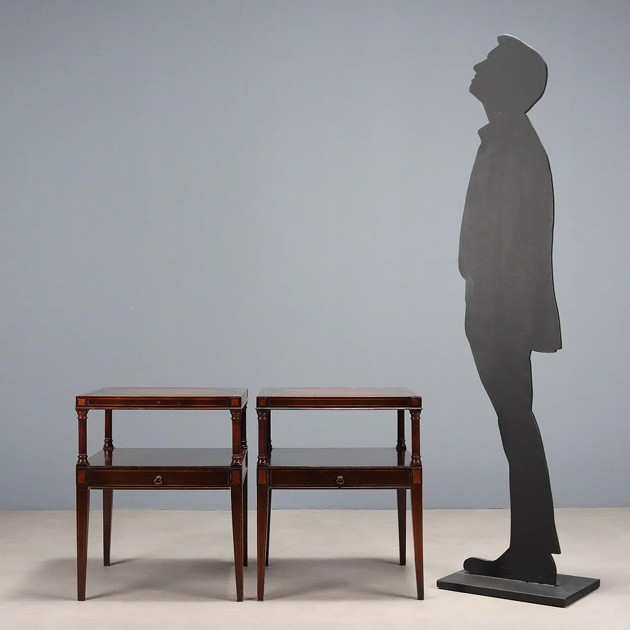 Pair of coffee tables in mahogany and leather, 19th century 2