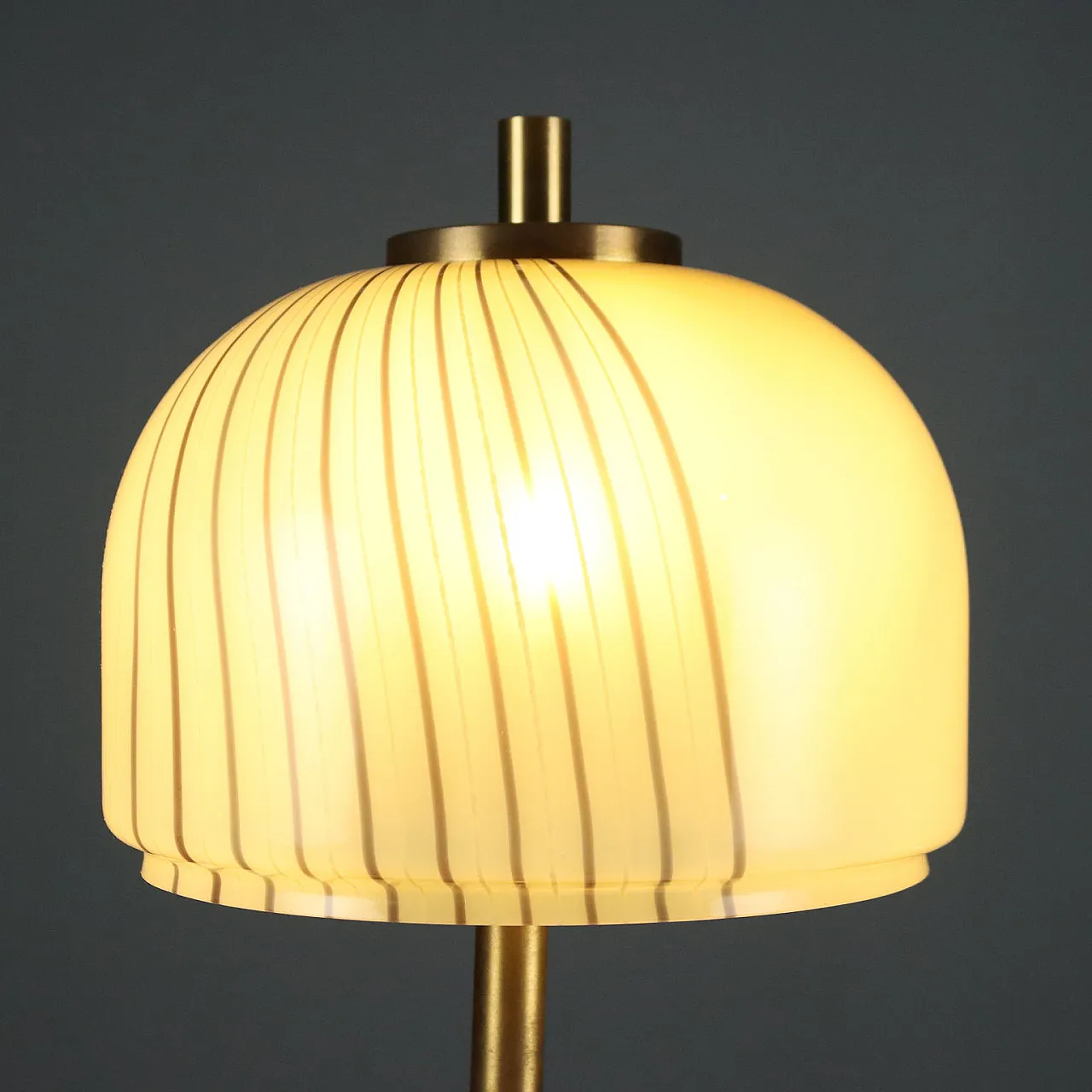 Table lamp in brass and glass, 1970s 3