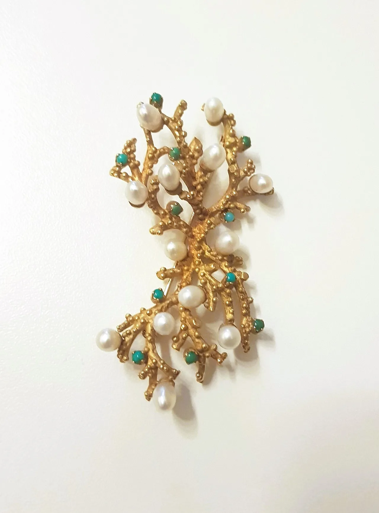 Spilla in oro 18kt con perle e turchesi 4