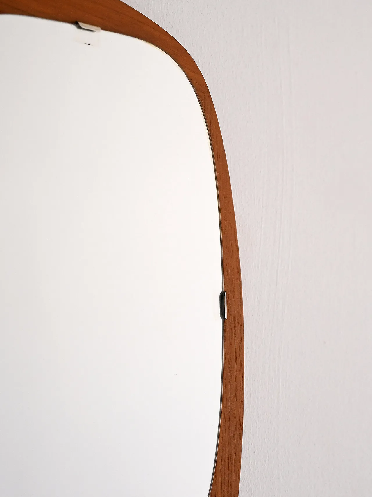 Specchio scandinavo vintage anni ’60 in teak free-form 2