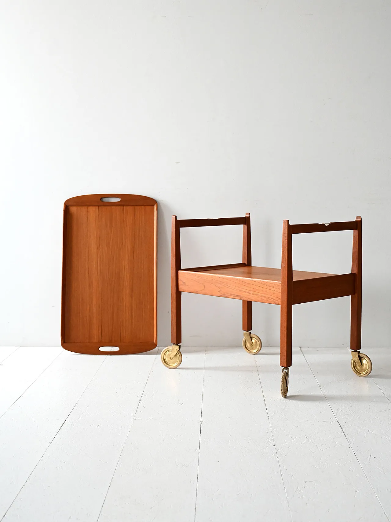 Carrello scandinavo modello Julius, anni '60 4