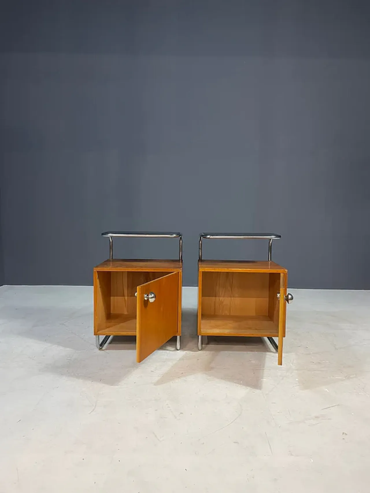 Pair of Bauhaus bedside tables in chrome and wood, 1930s 5