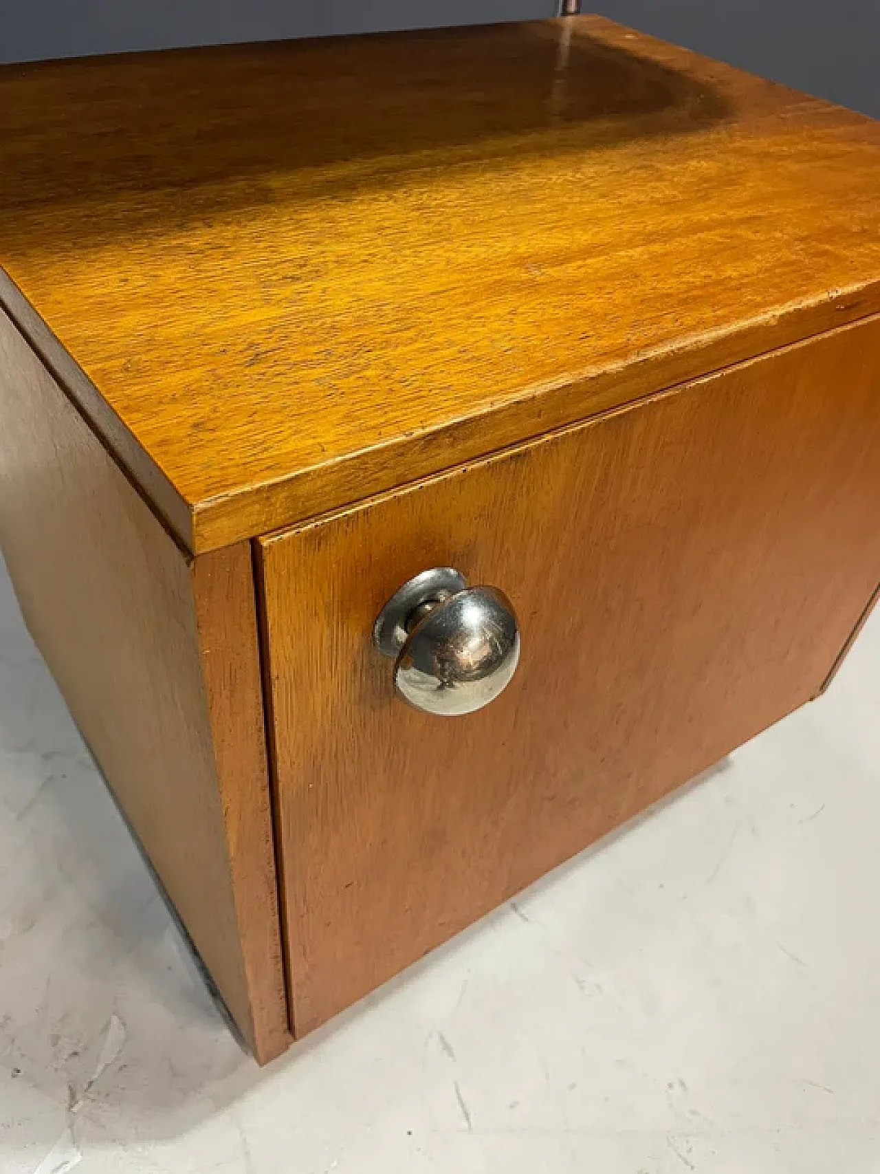 Pair of Bauhaus bedside tables in chrome and wood, 1930s 13