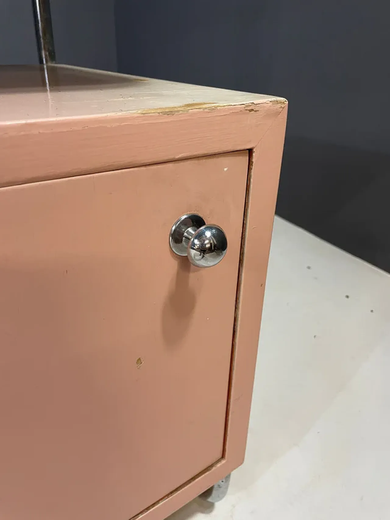 Comodino in stile Bauhaus Kovona, anni '50 3