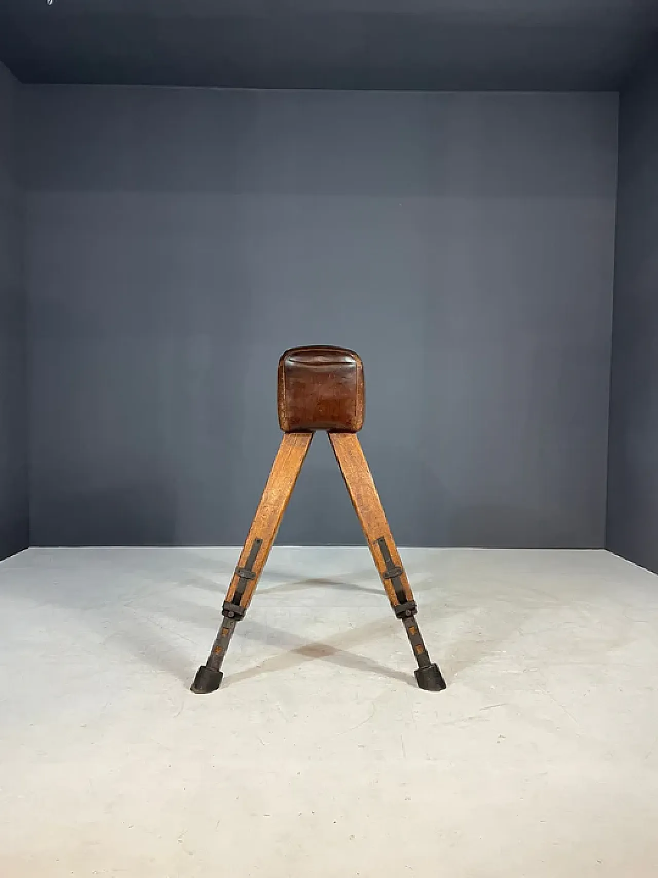 Gymnastics vaulting horse, 1960s 7