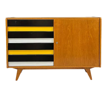 Credenza U-458 di Jiří Jiroutek, anni '60