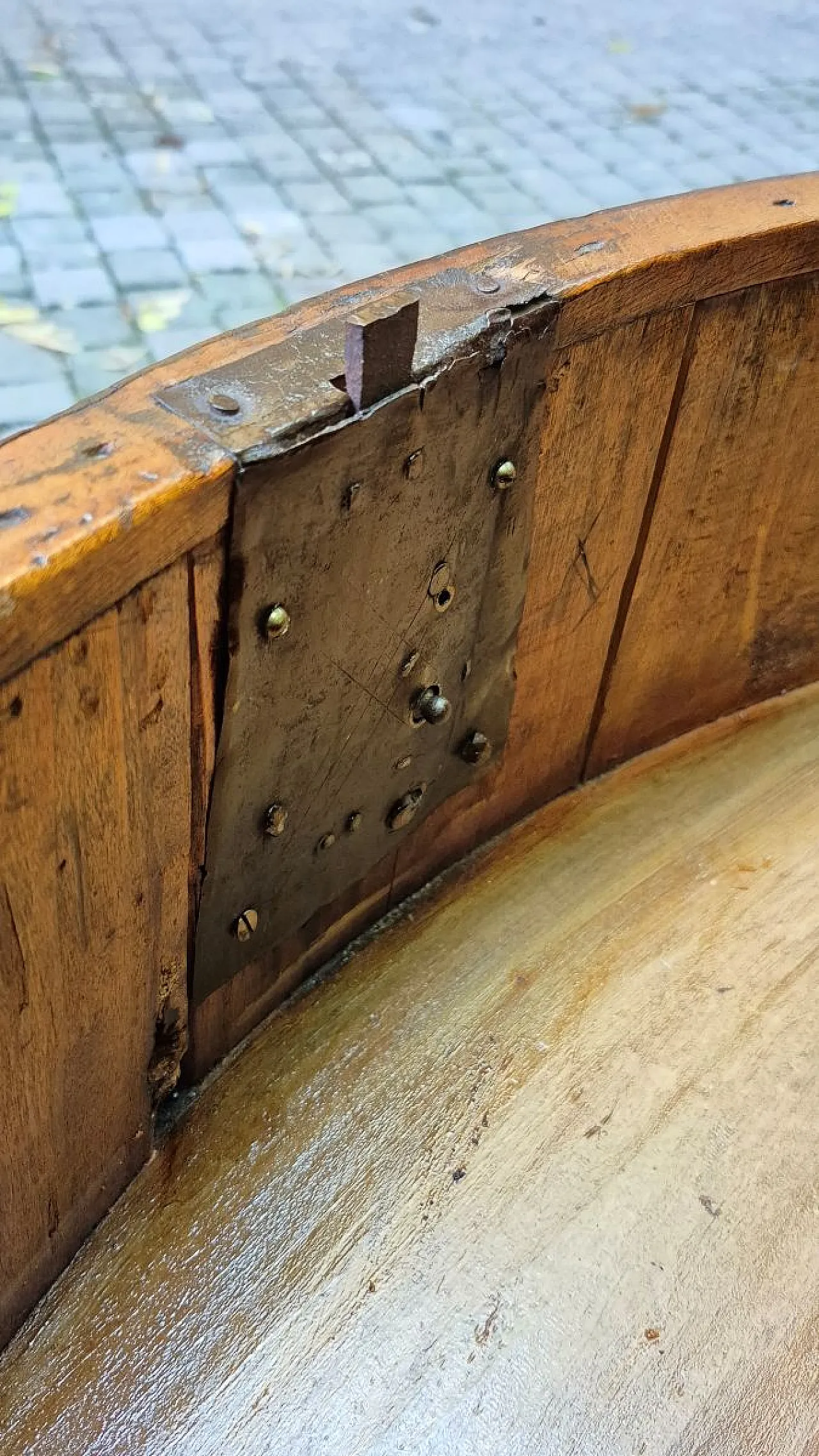 Louis XV tipping, walnut and threaded, 18th century 7