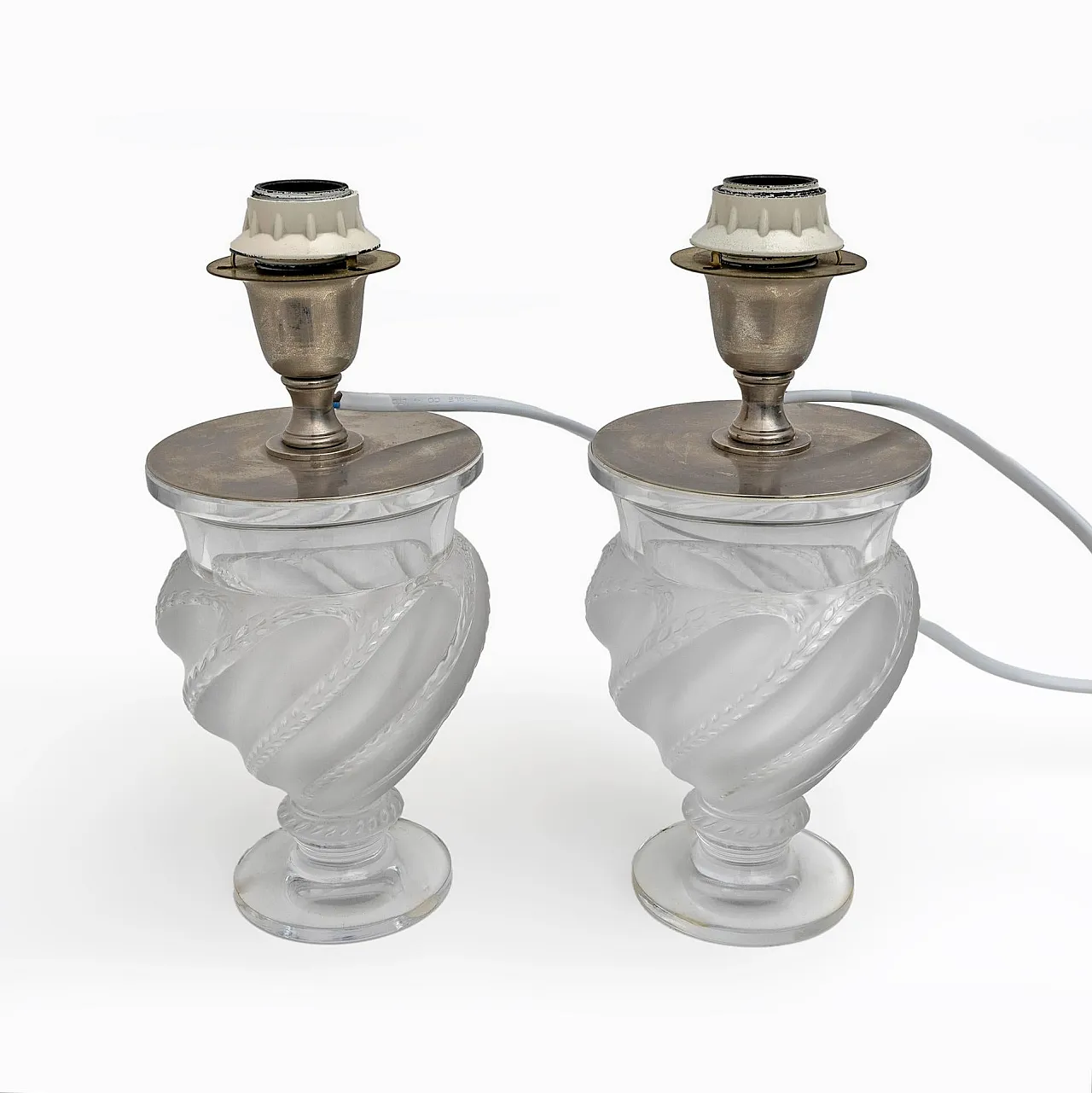 Pair of lamps Ermenonville by Lalique in crystal, 1960s 5