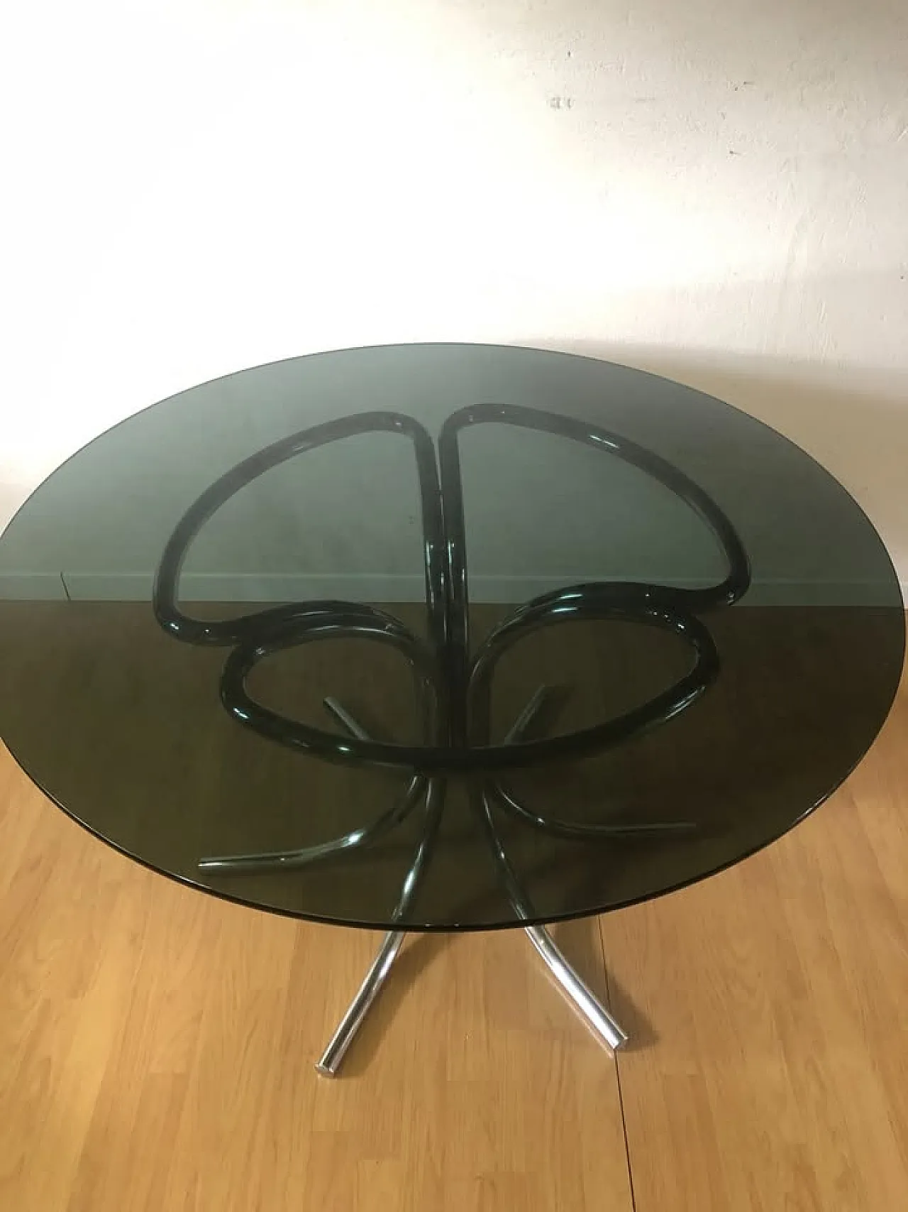 Tavolo rotondo con piano in vetro, anni '70 4