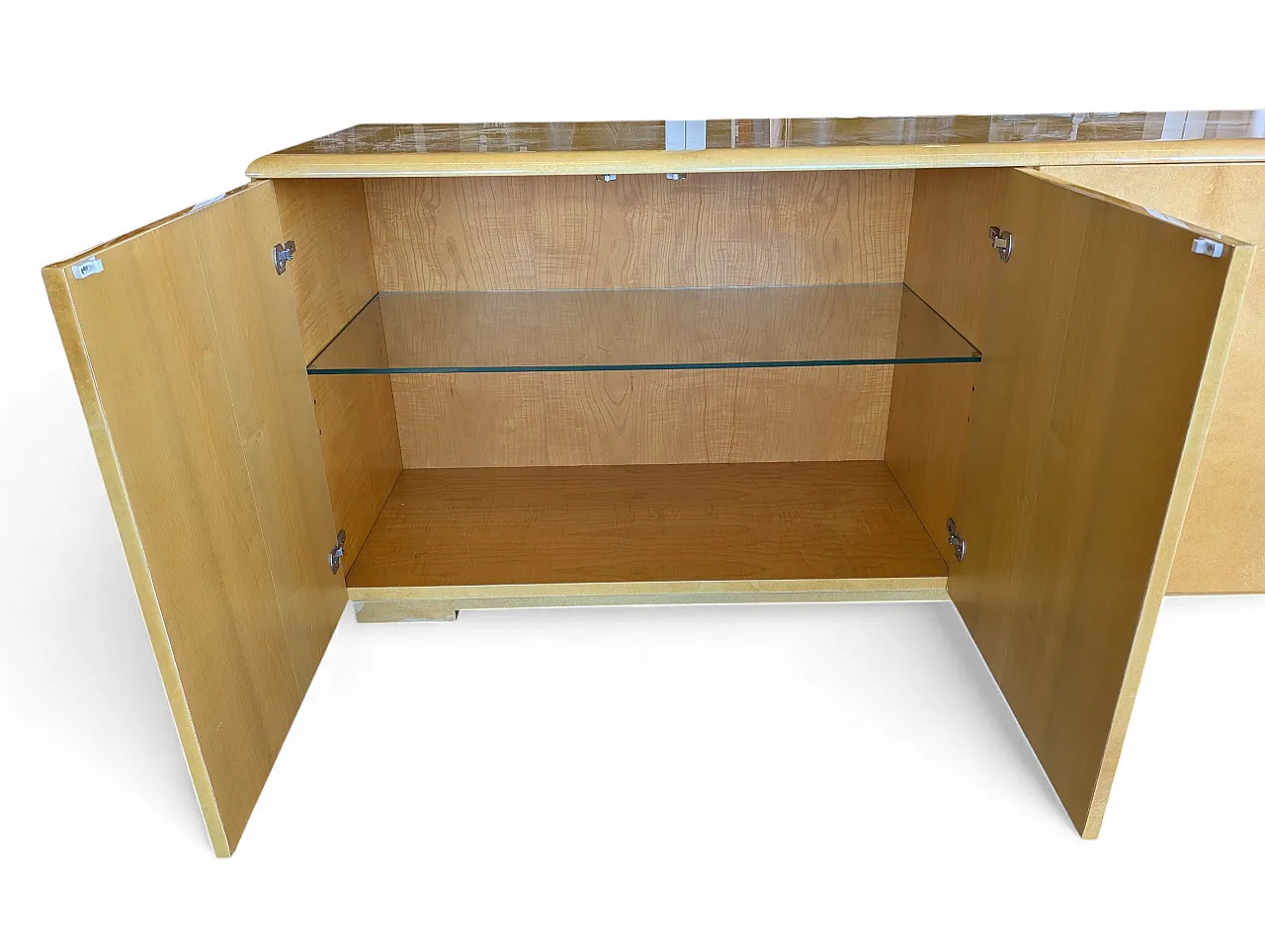 Contromobile a 4 ante con rifiniture stile Aldo Tura, anni 70 9