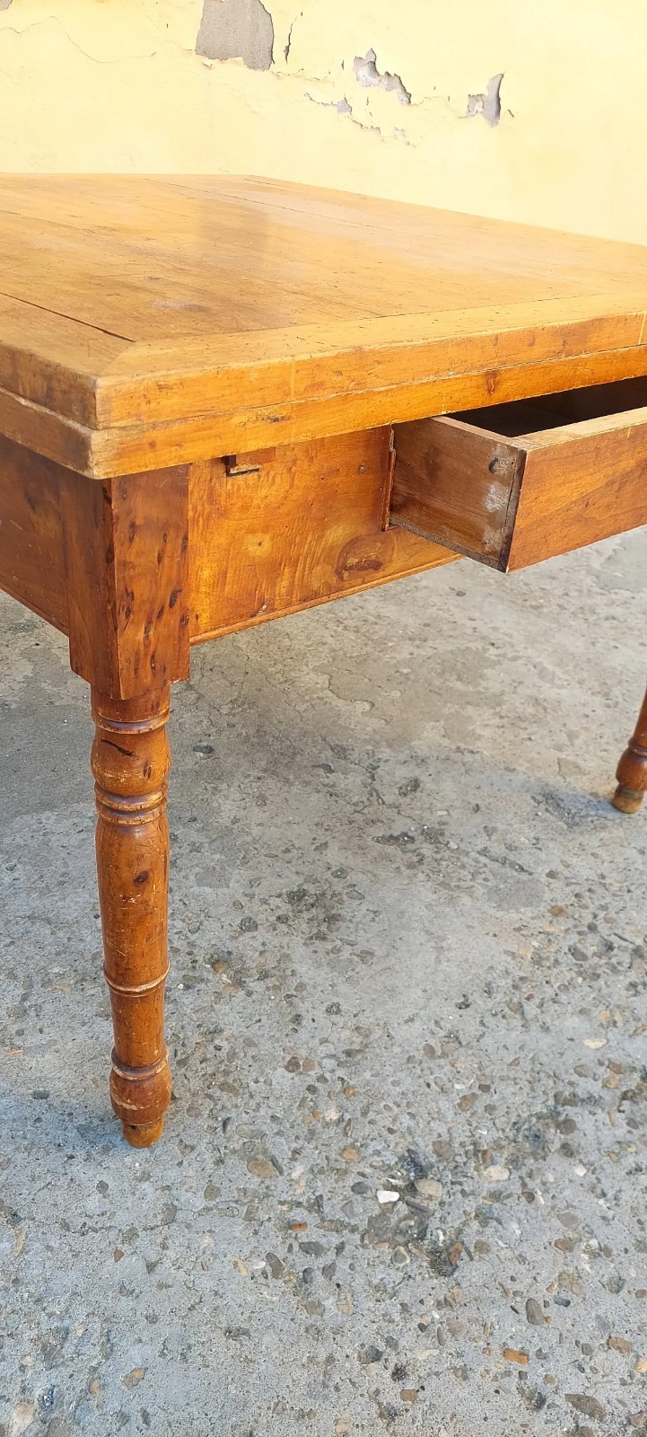 Extendable wooden table with drawer, 19th century 9