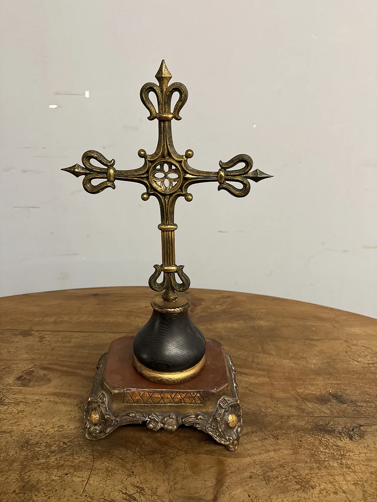 Croce neogotica in Bronzo, '800 1