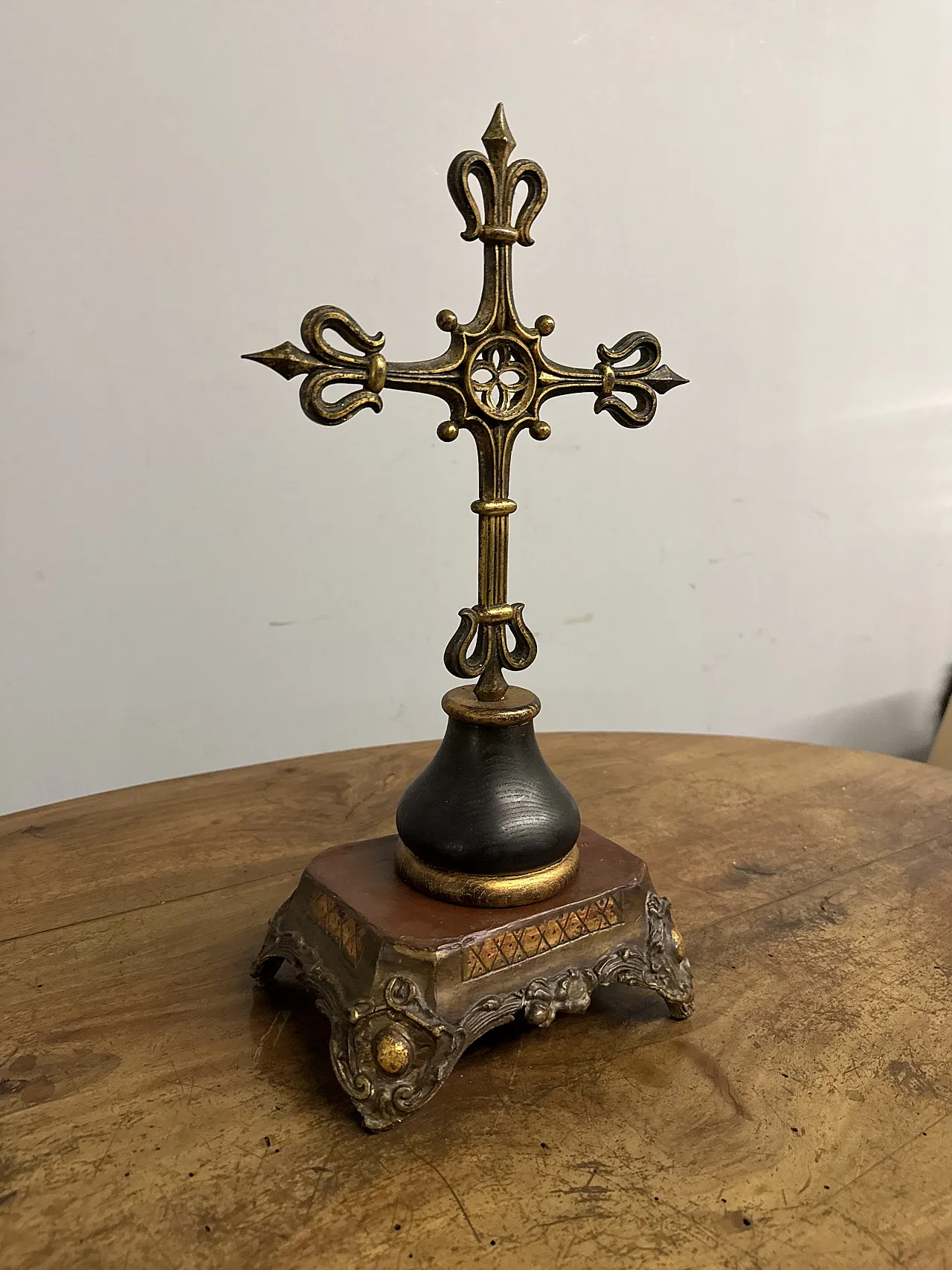 Croce neogotica in Bronzo, '800 6