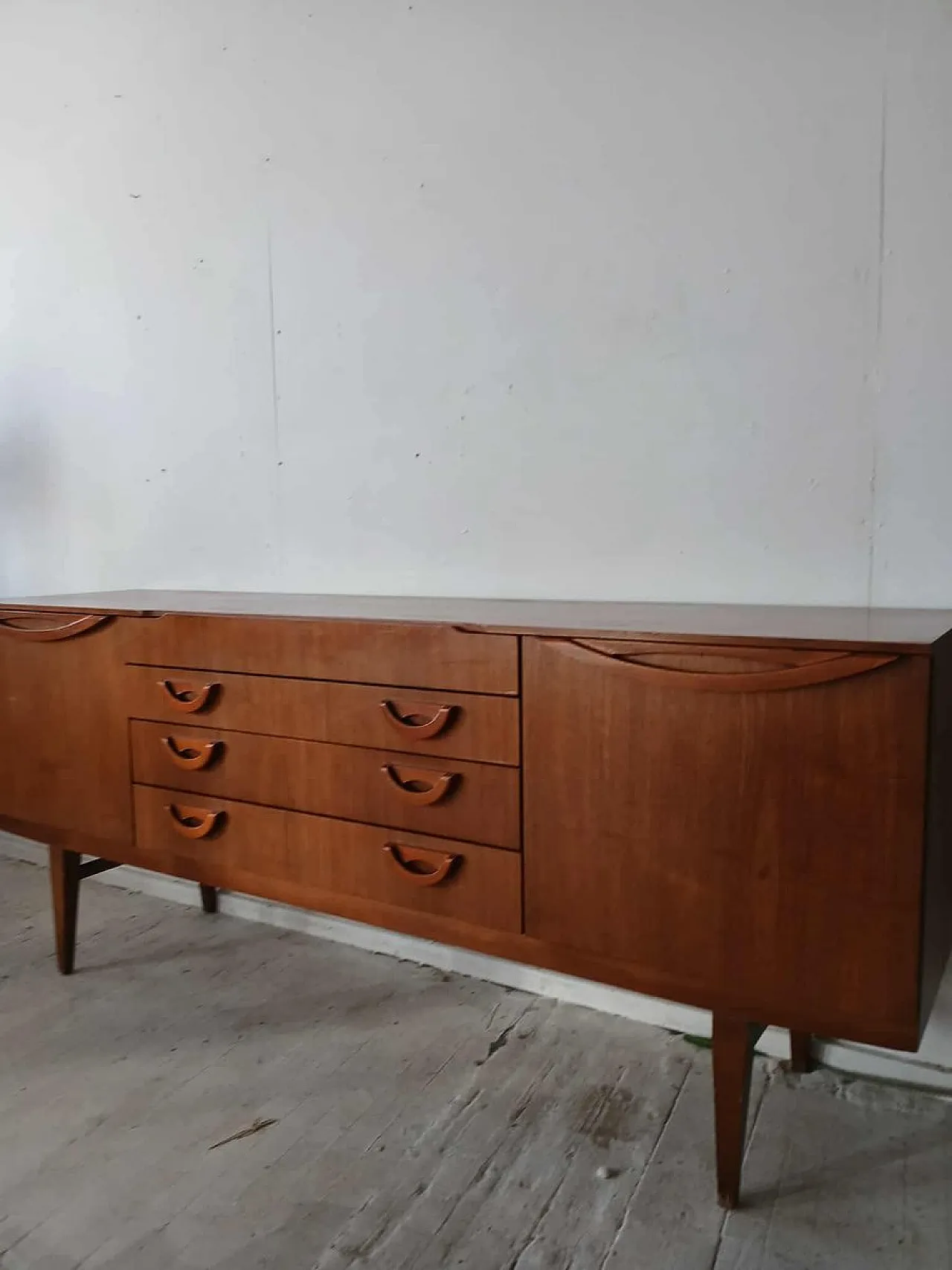 Credenza Mid-Century Modern in teak di Beautility, anni '60 4