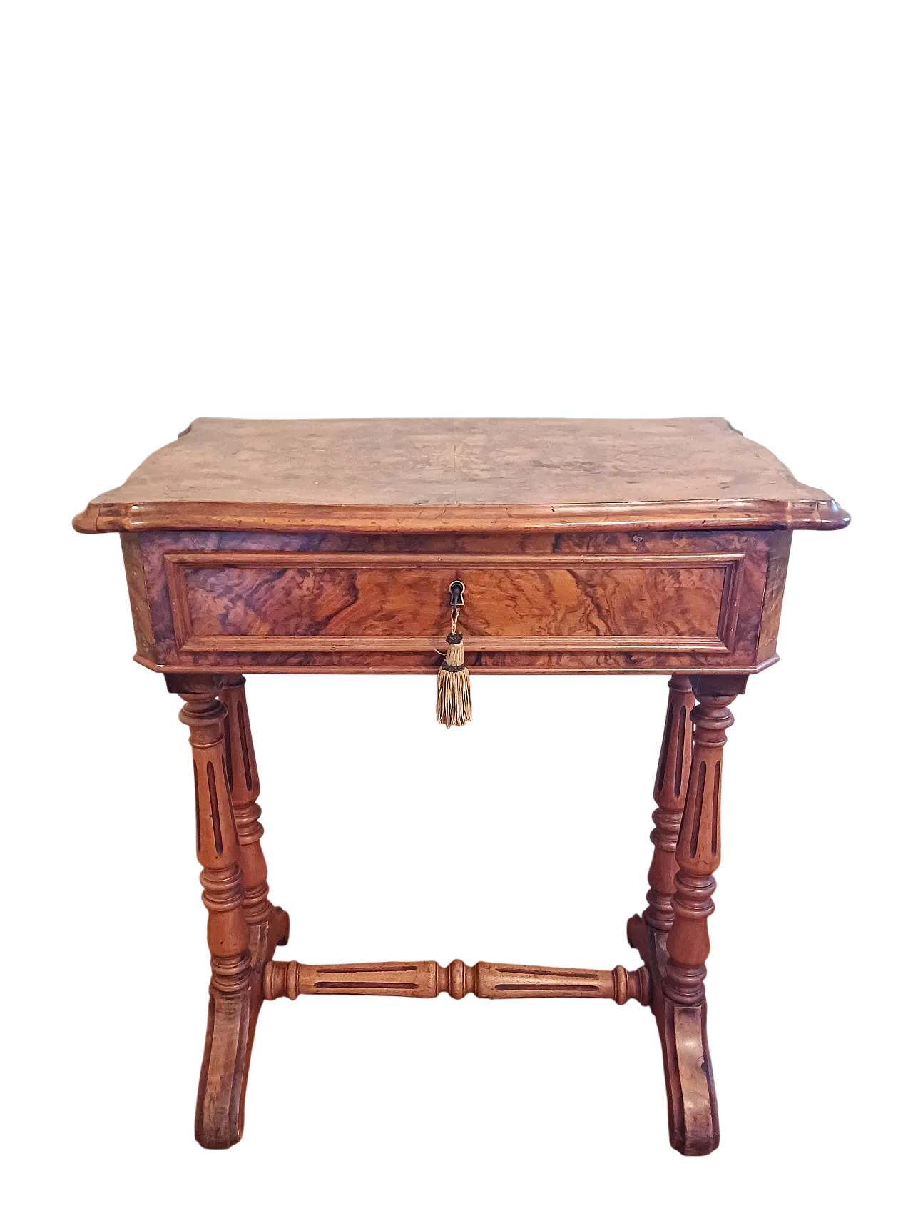 Tavolino porta ricamo in radica di noce, metà '800 12