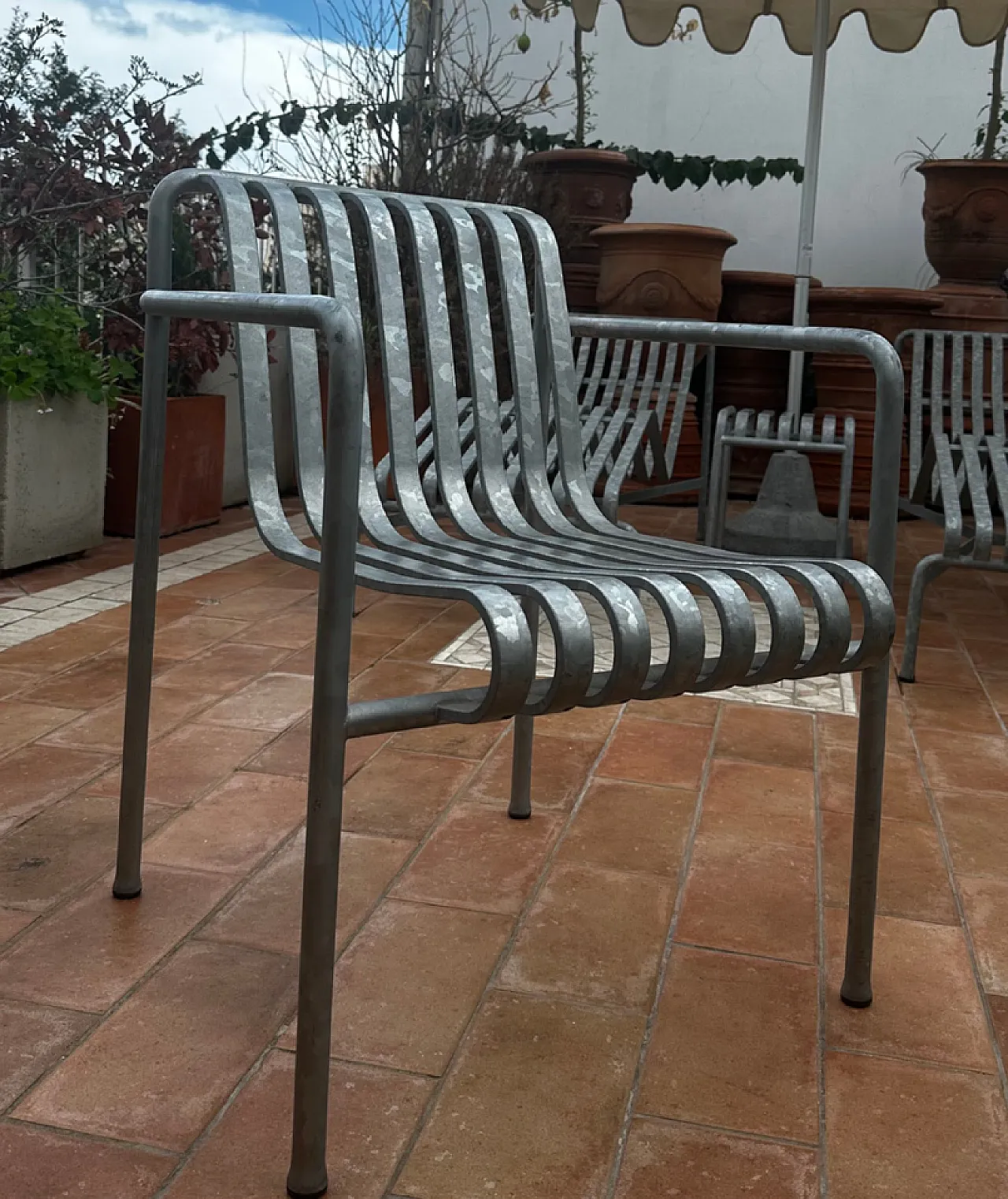 Poltrone Palissade di Ronan e Erwan Bouroullec per HAY 1