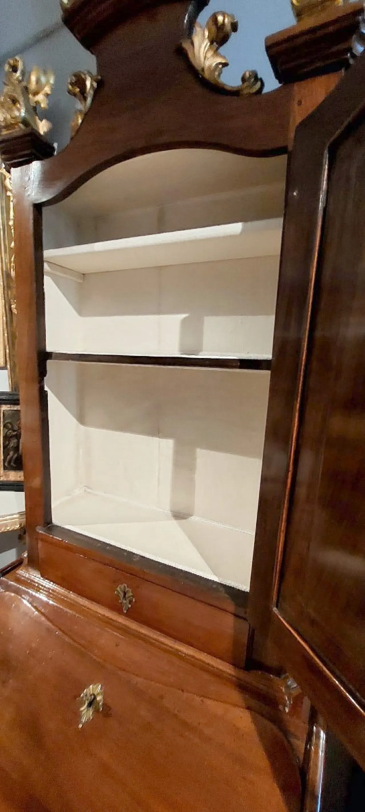 Walnut wood trumeau, 18th century 6