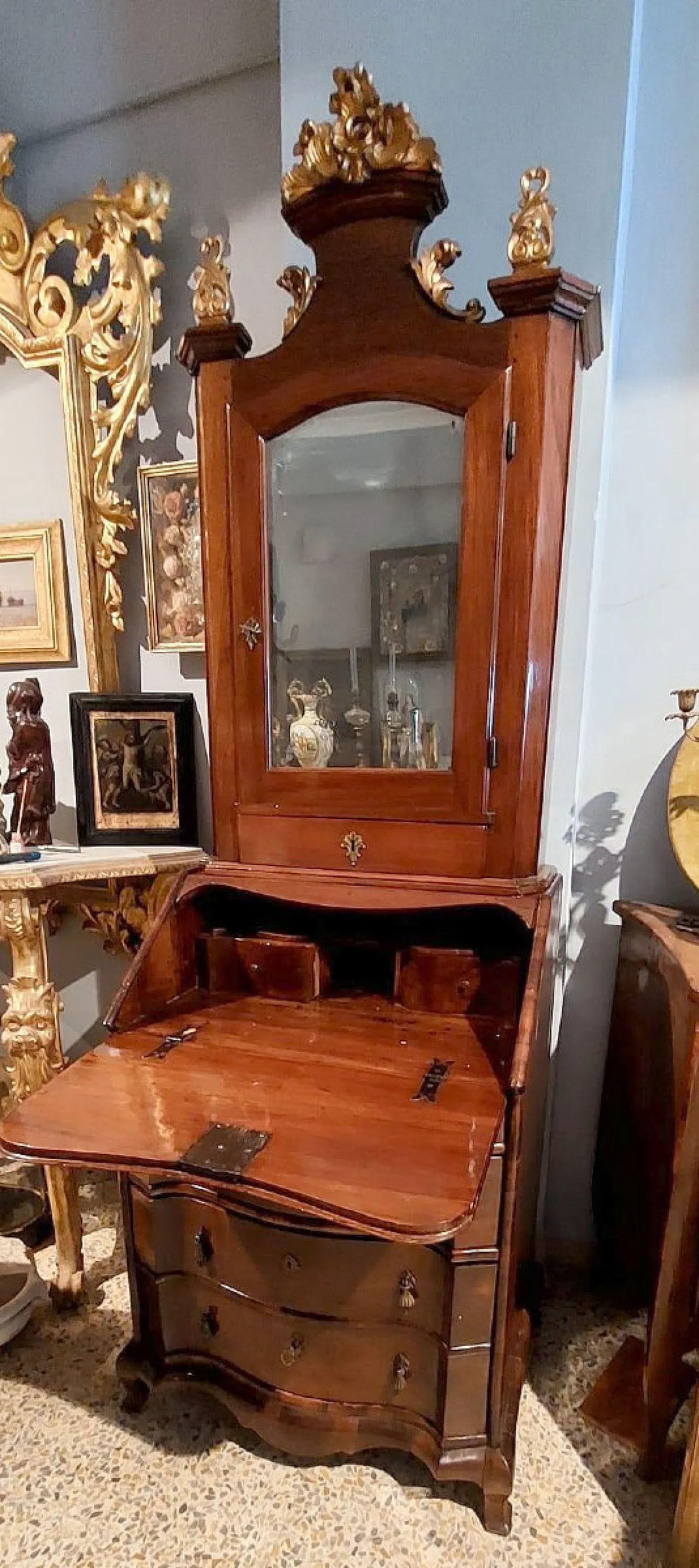 Walnut wood trumeau, 18th century 12