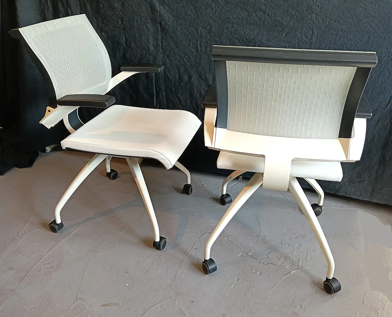 Coppia di poltrone da ufficio, anni '90 8